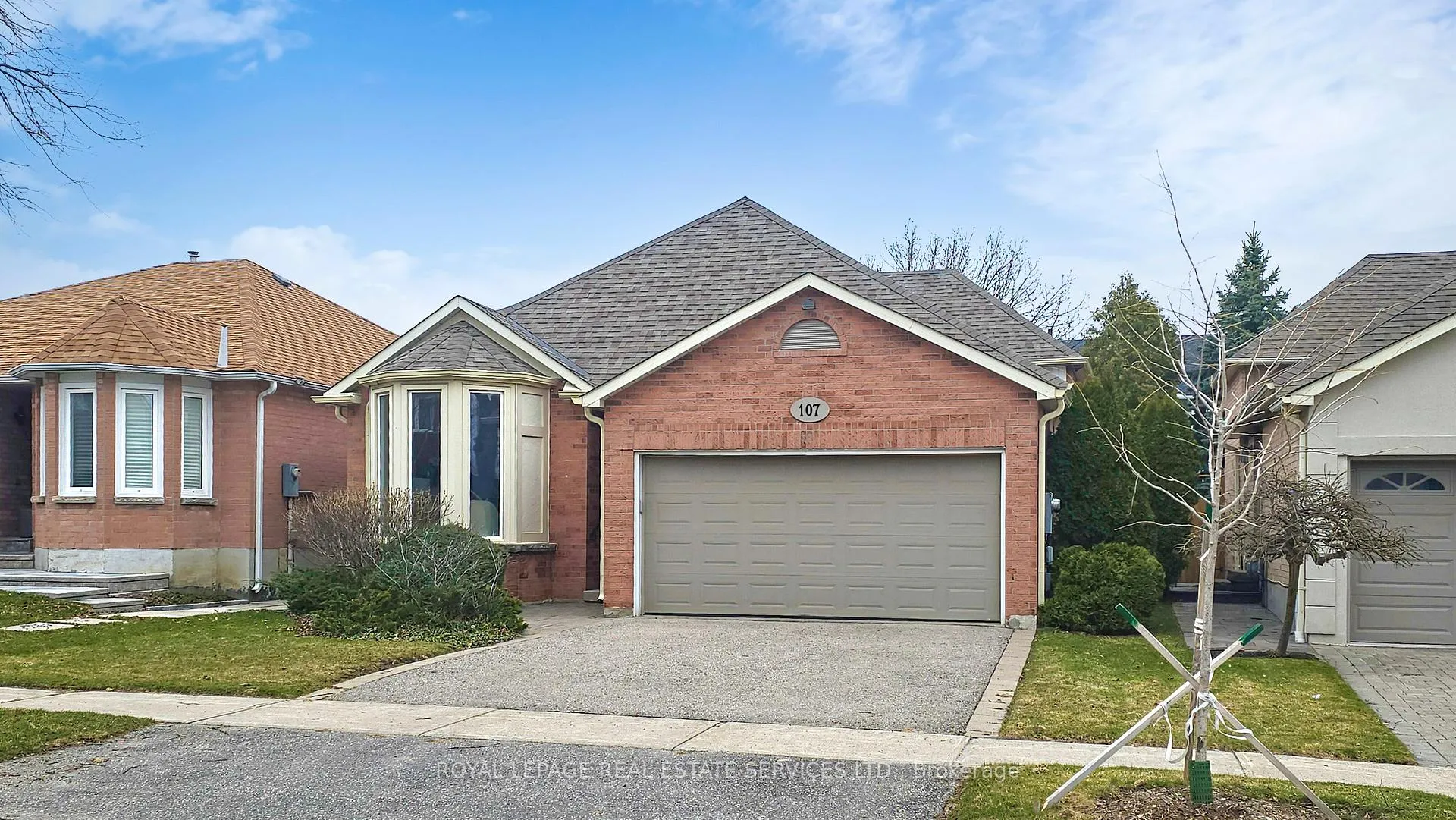 Photo 1 of 107 Roseborough Crescent, Vaughan, Uplands — HOMEH