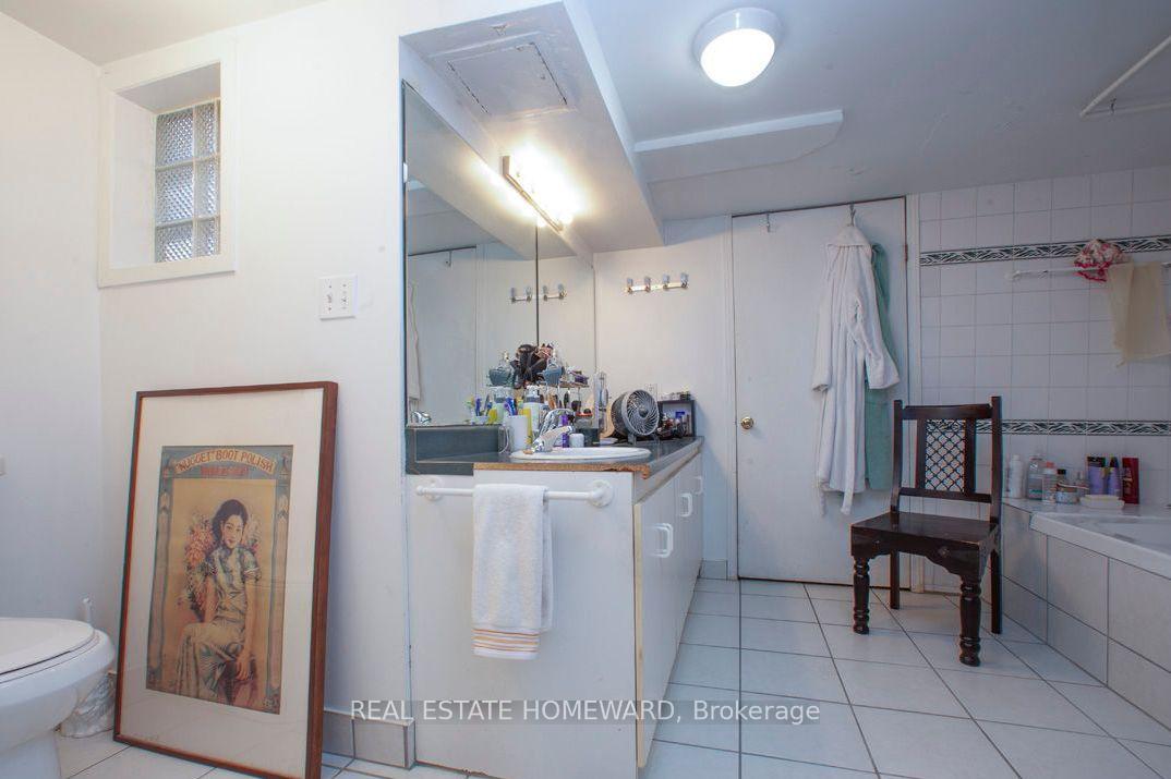 Photo 12 of 47 Grant Street, Toronto, South Riverdale — HOMEH