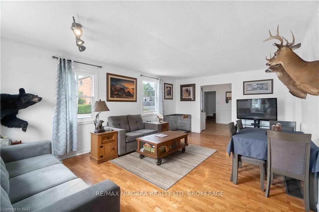 Photo 11 of 47 Cunningham Street, Thorold, Thorold Downtown — HOMEH
