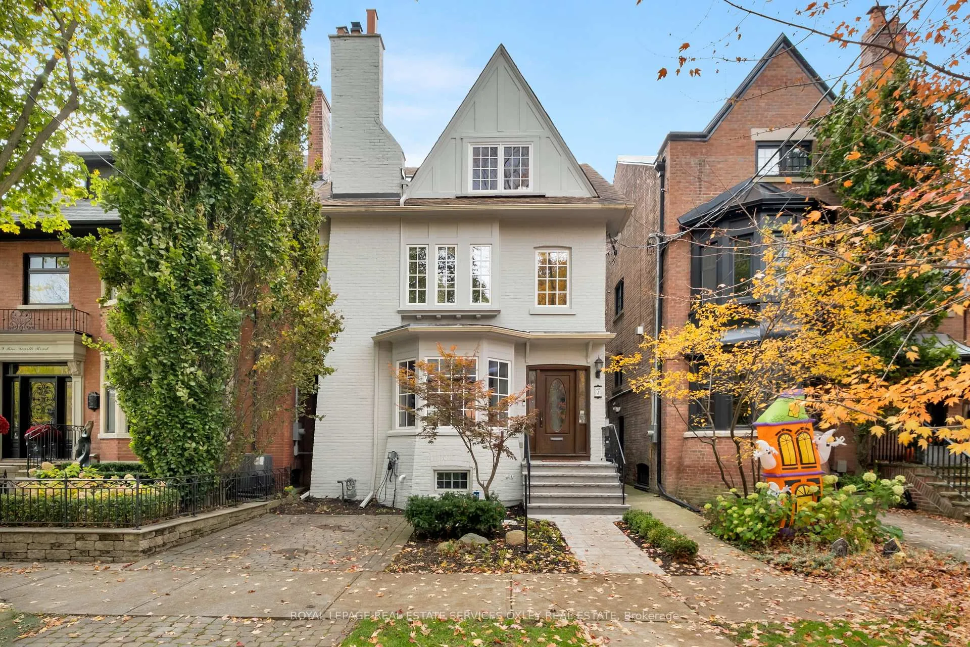 Front of 7 Binscarth Road