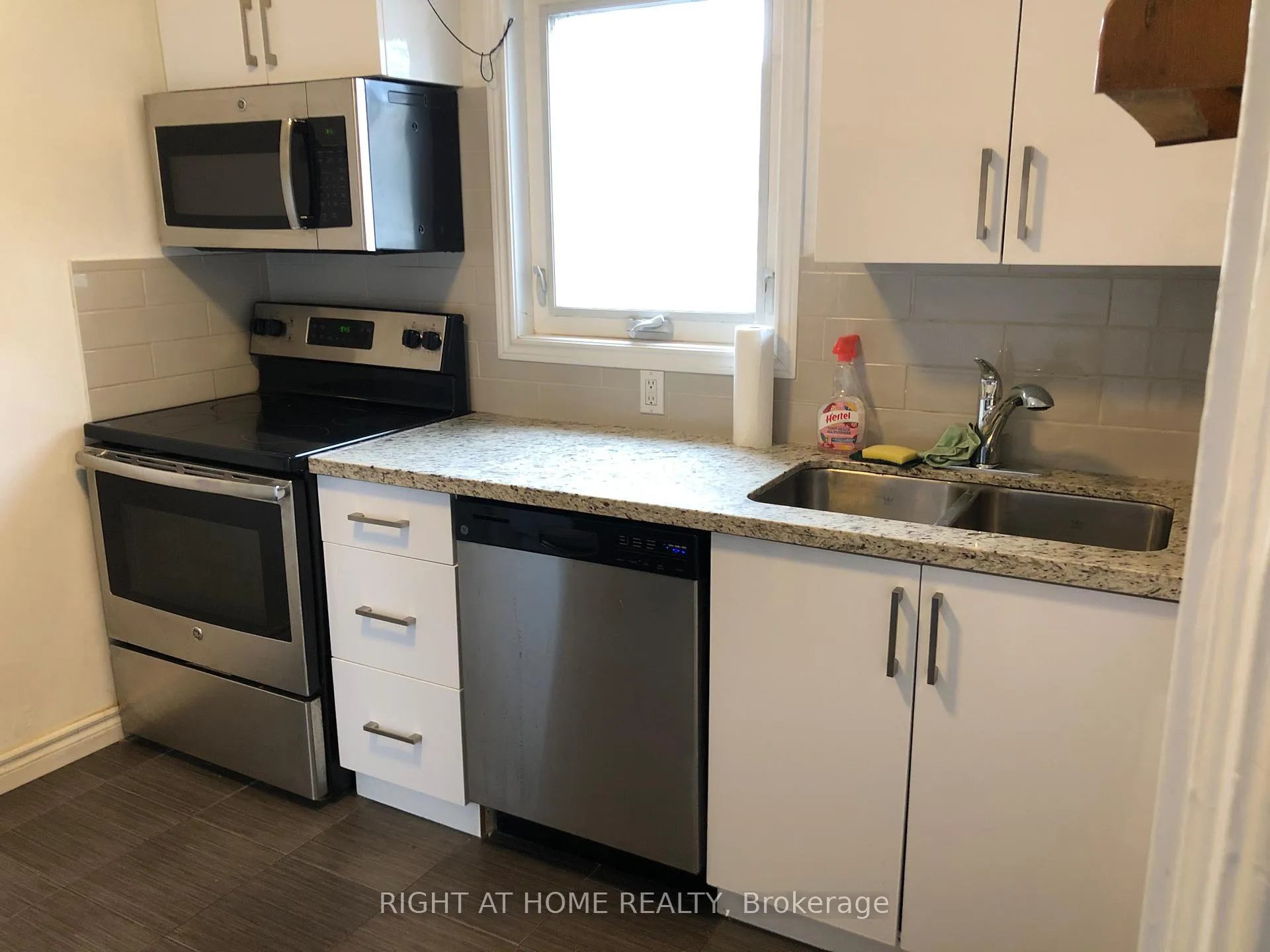 Photo 1 of Unit 2, 73 Cecil Street, Toronto, Kensington-Chinatown — HOMEH