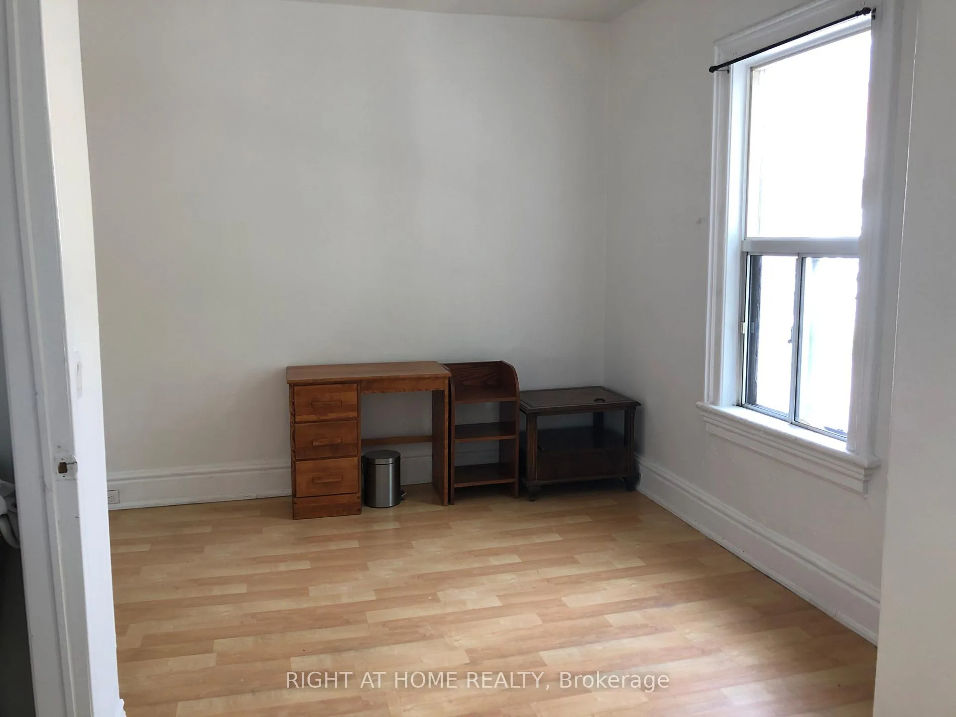 Photo 3 of Unit 2, 73 Cecil Street, Toronto, Kensington-Chinatown — HOMEH