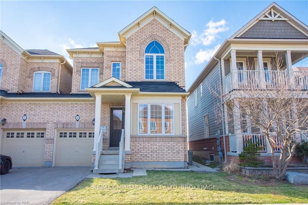 Front of 9 White Ash Road