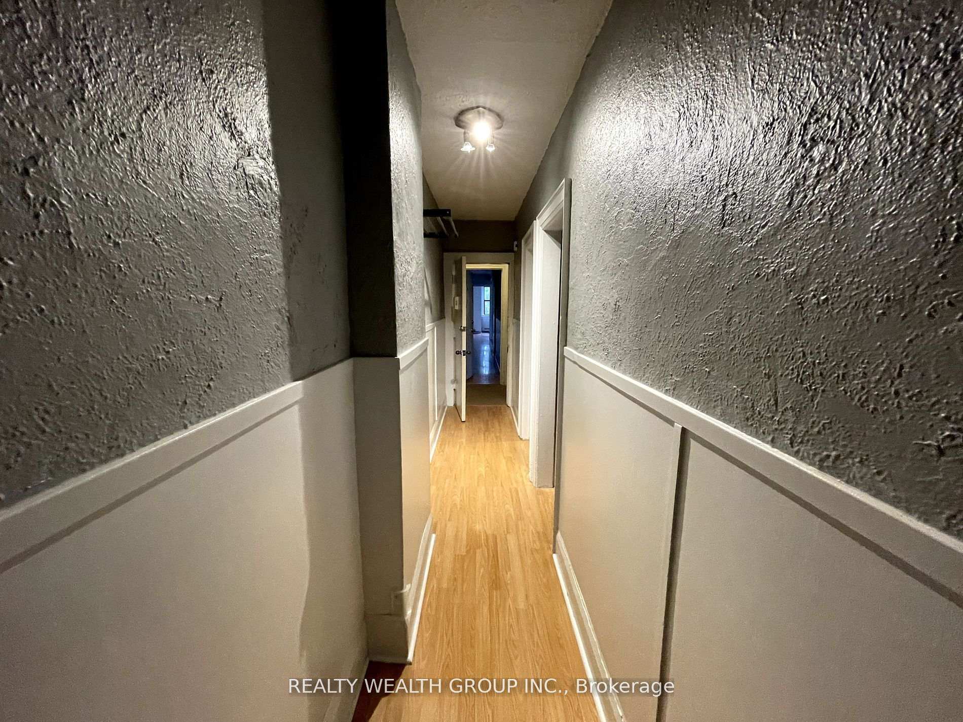 Photo 14 of Unit Unit D, 185 Eglinton Avenue, Toronto, Yonge-Eglinton — HOMEH