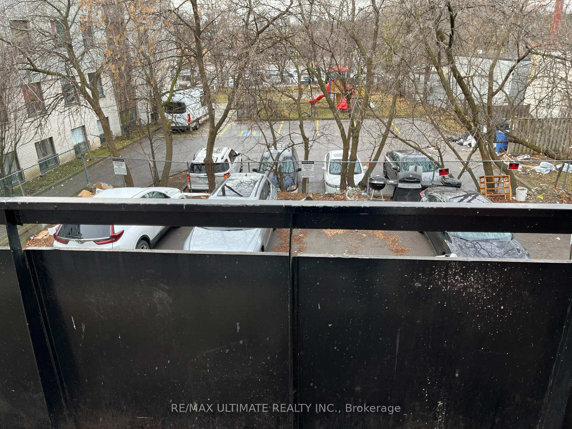 Photo 3 of Unit B, 420 Dawes Road, Toronto, O'Connor-Parkview — HOMEH