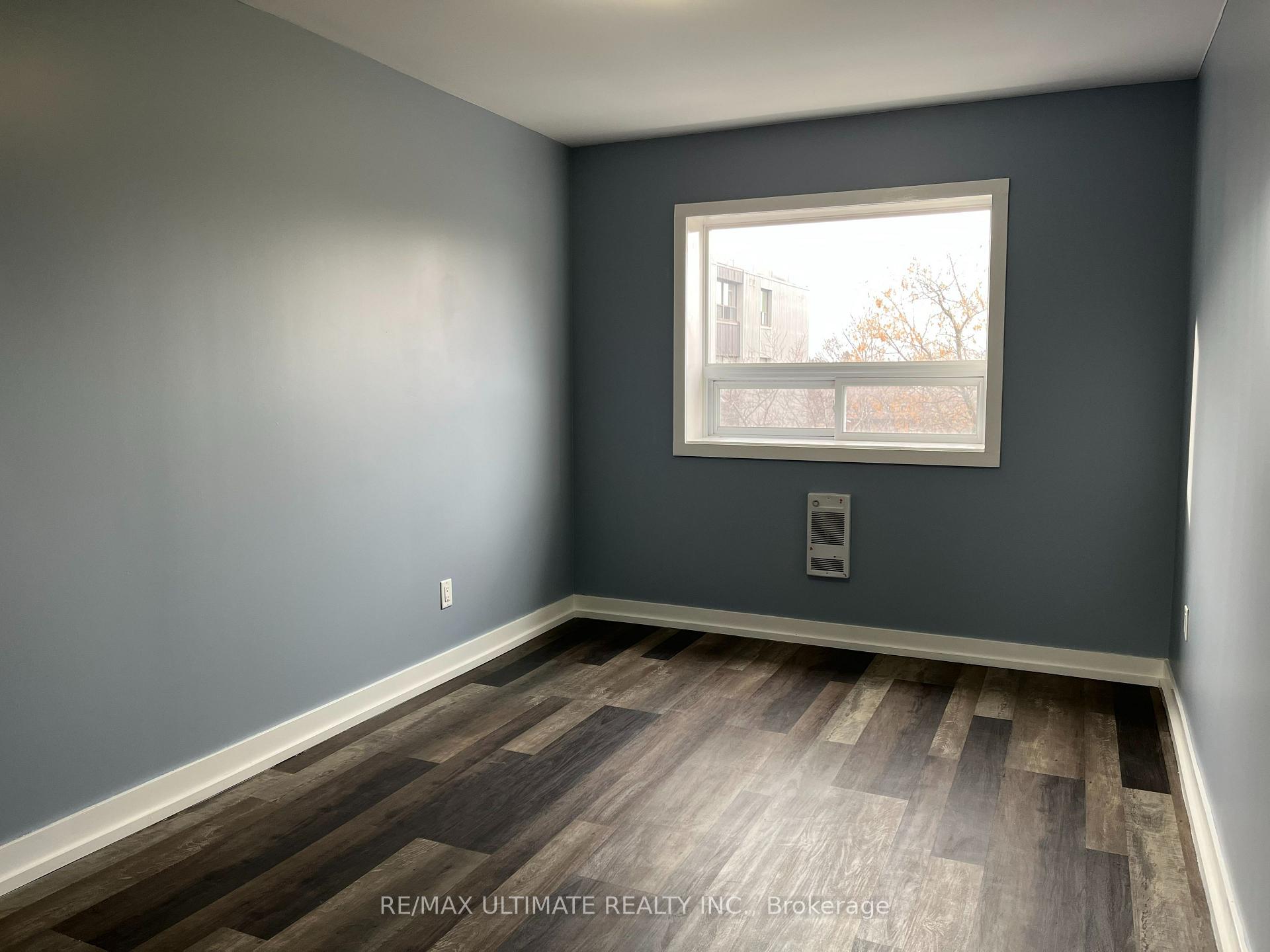 Photo 6 of Unit B, 420 Dawes Road, Toronto, O'Connor-Parkview — HOMEH