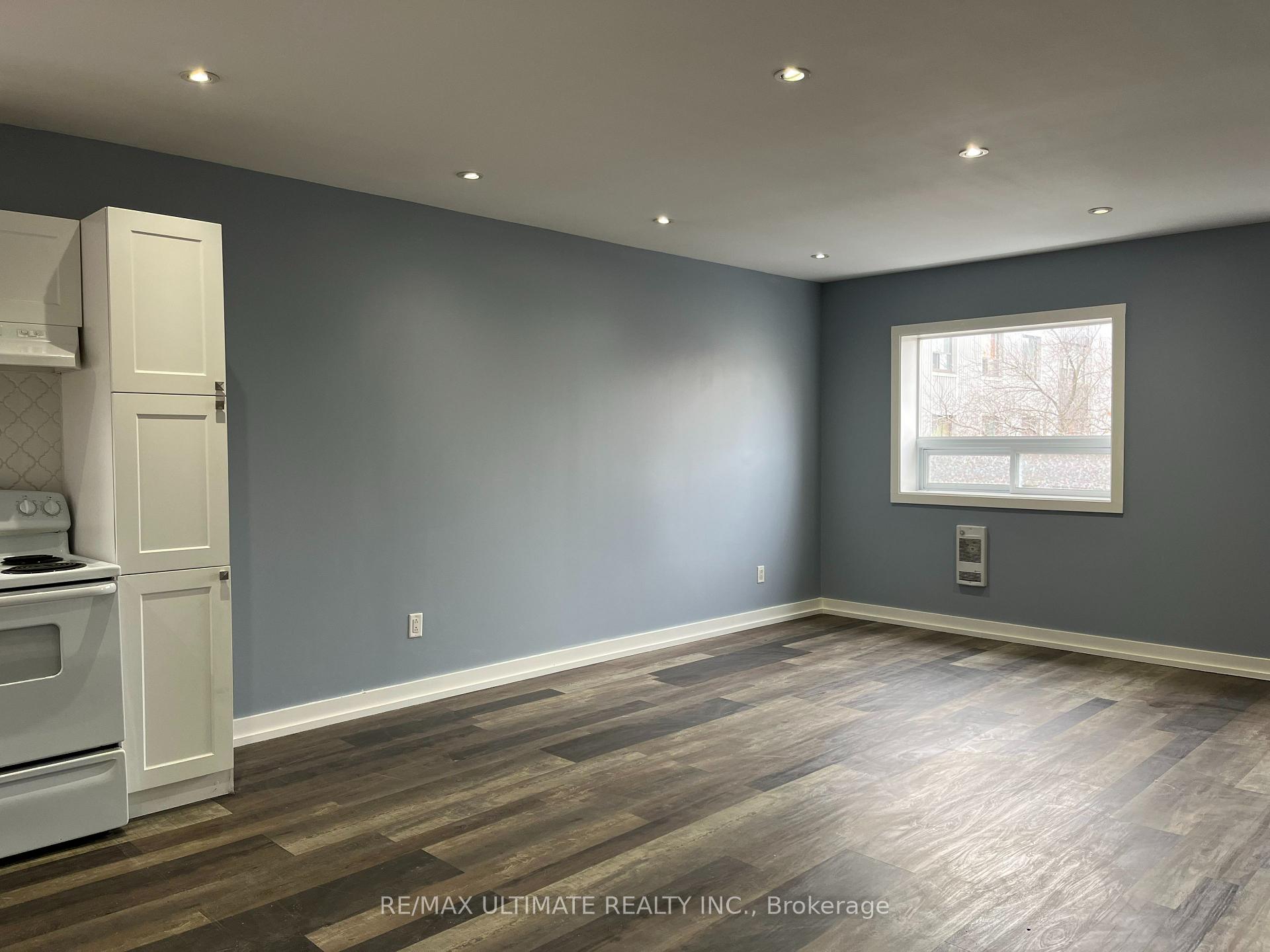 Photo 18 of Unit B, 420 Dawes Road, Toronto, O'Connor-Parkview — HOMEH