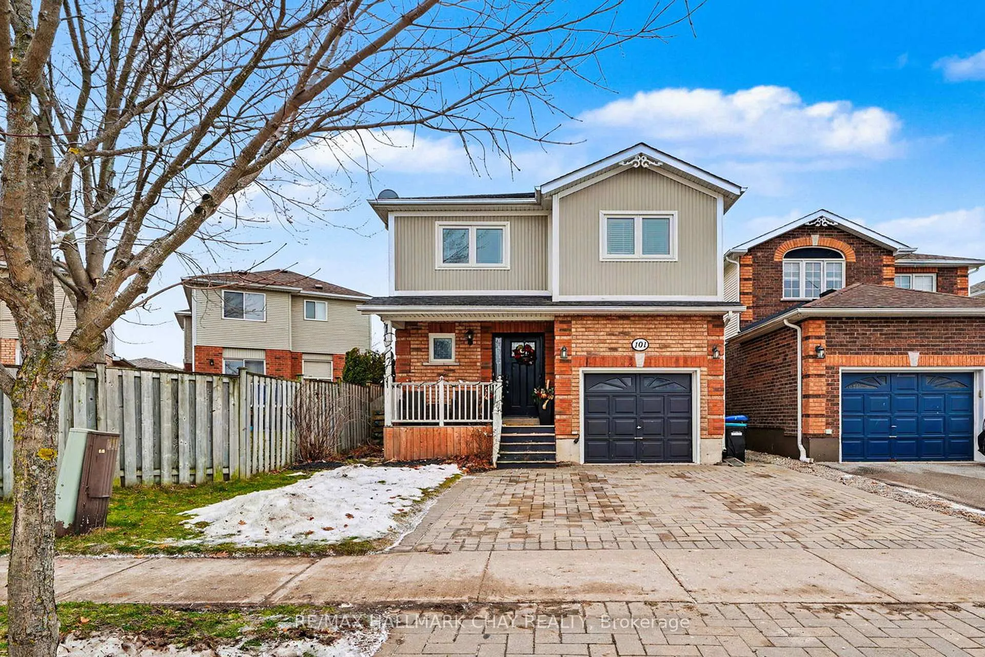 Photo 1 of 101 Kate Aitken Crescent, New Tecumseth, Beeton — HOMEH