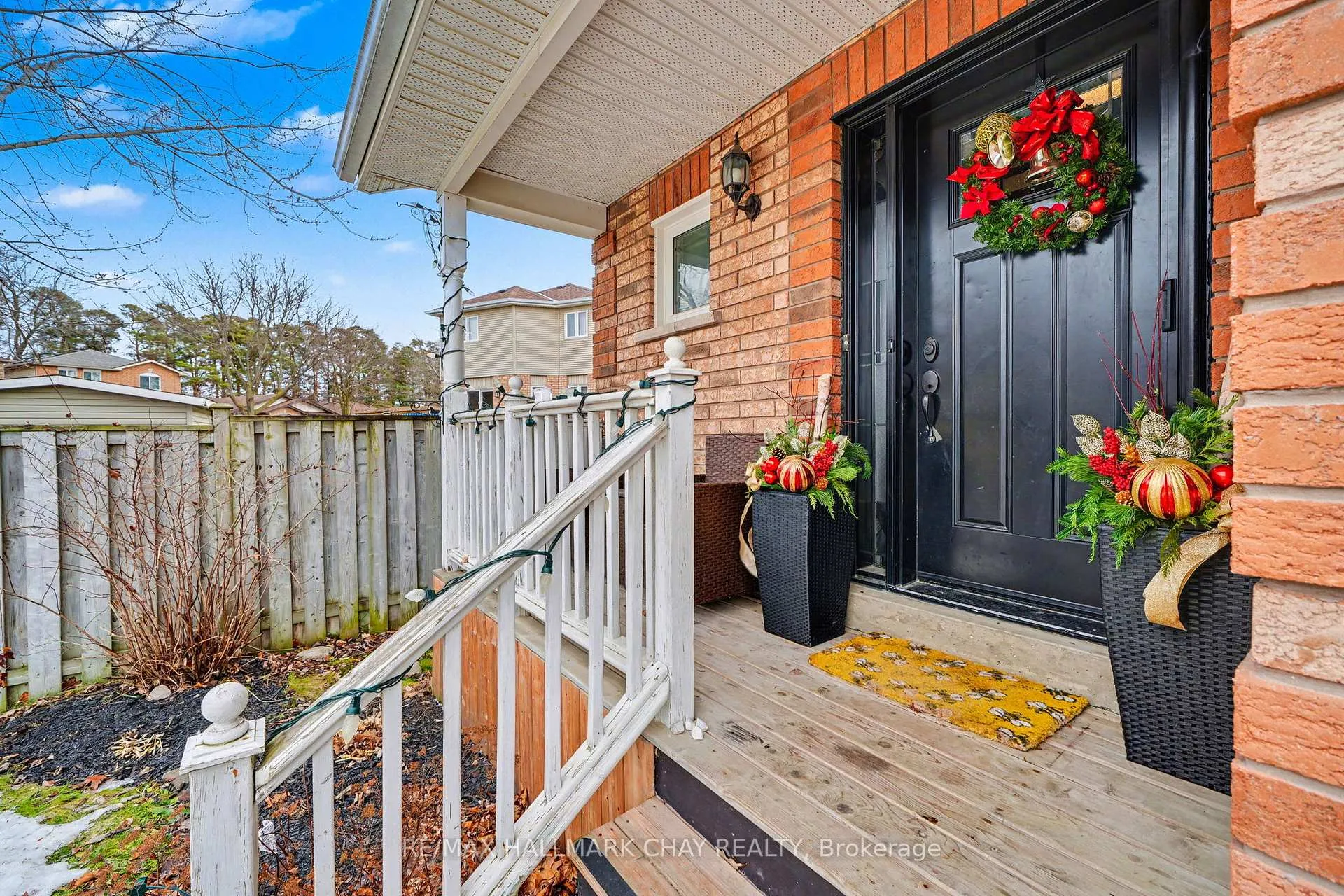 Photo 5 of 101 Kate Aitken Crescent, New Tecumseth, Beeton — HOMEH