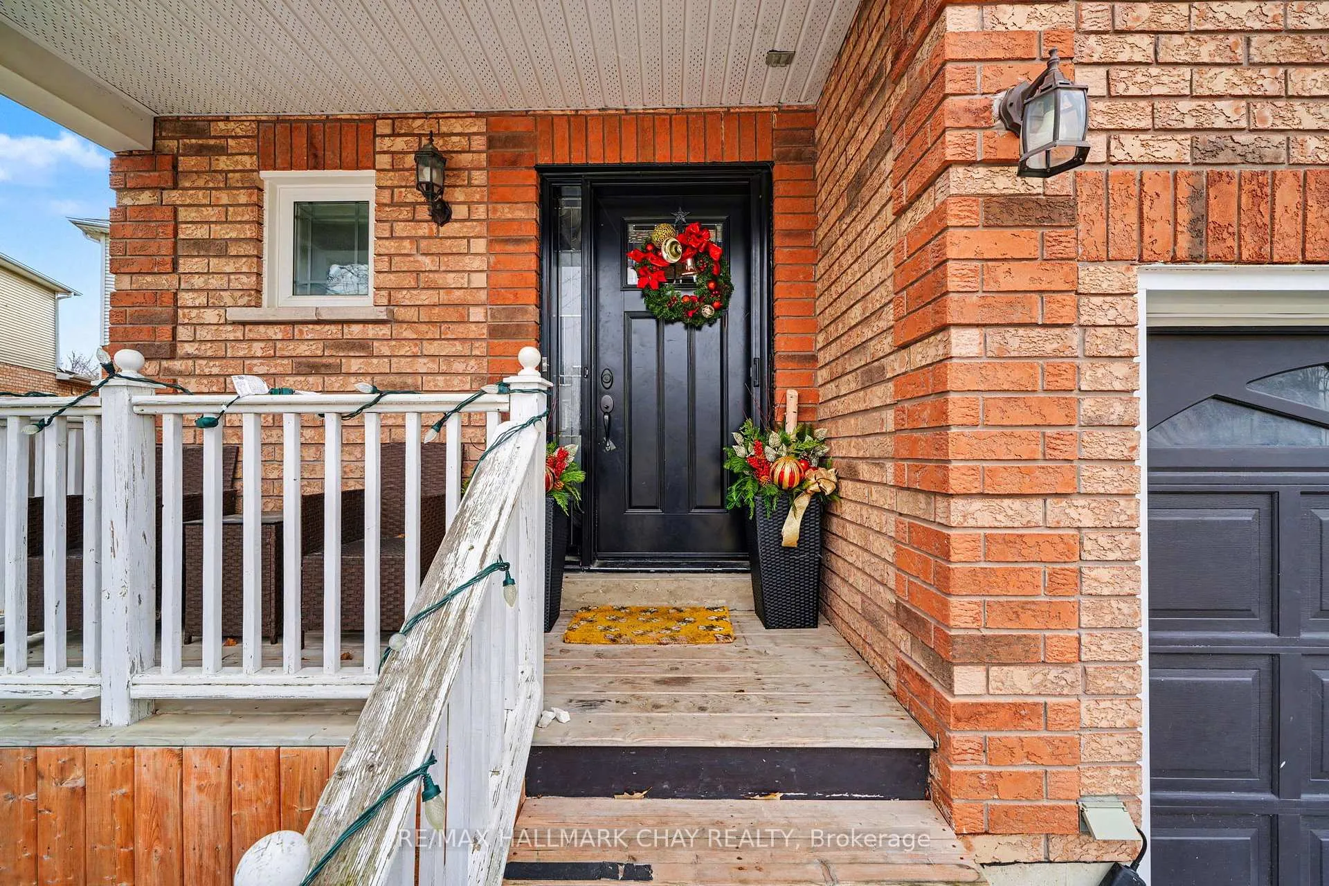 Photo 6 of 101 Kate Aitken Crescent, New Tecumseth, Beeton — HOMEH