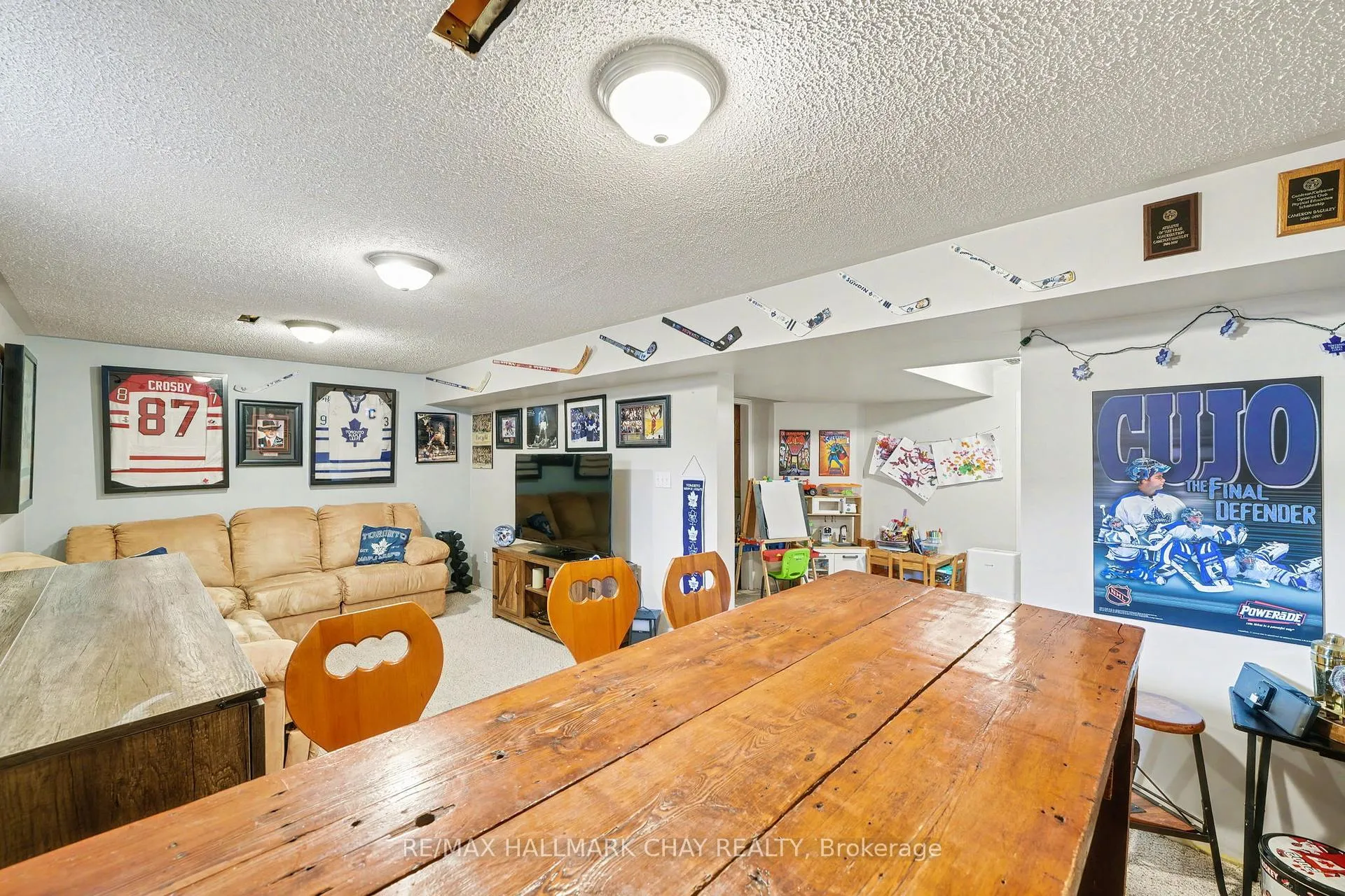 Photo 33 of 101 Kate Aitken Crescent, New Tecumseth, Beeton — HOMEH