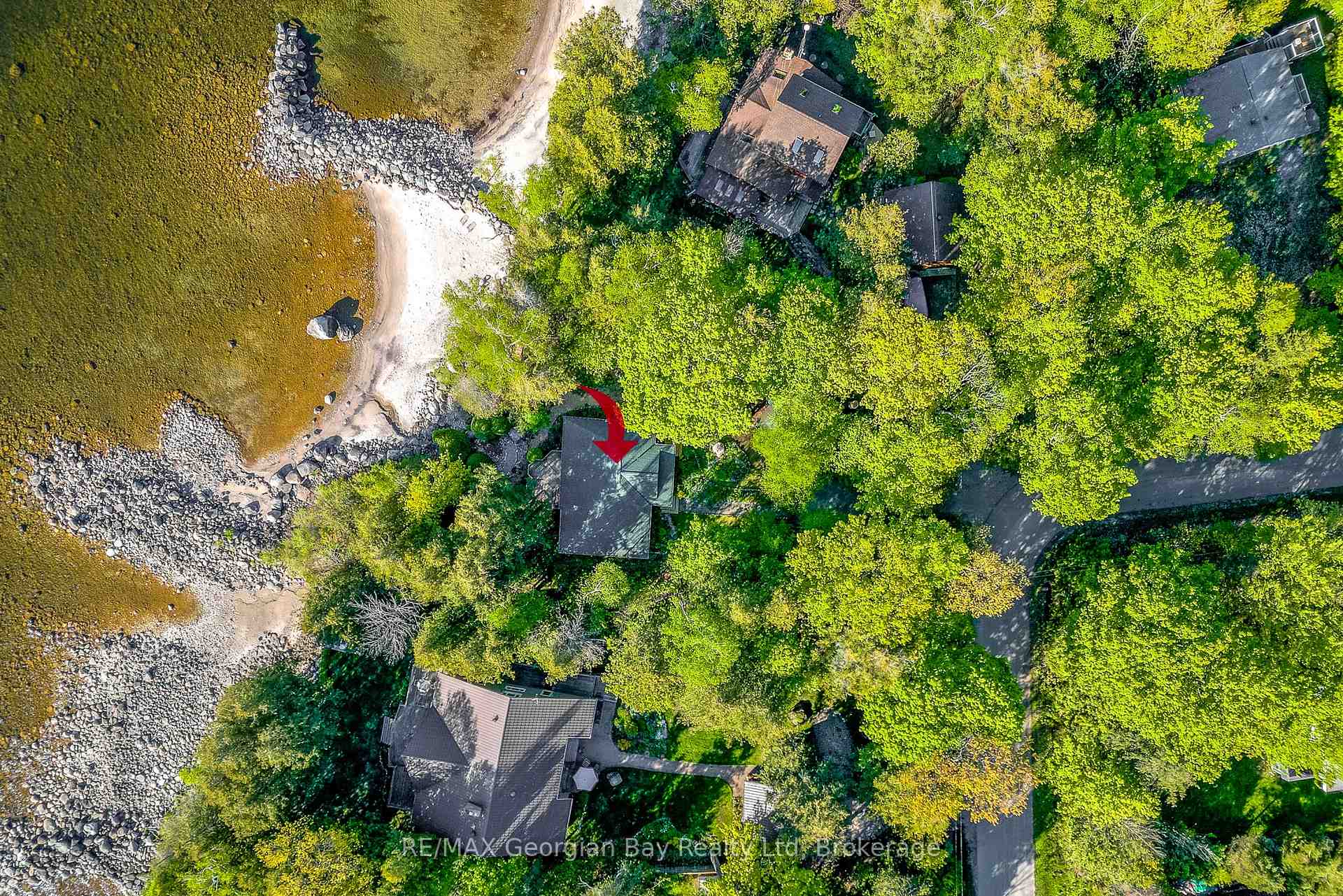 Photo 3 of 25 Couchiching Crescent, Tiny, Rural Tiny — HOMEH