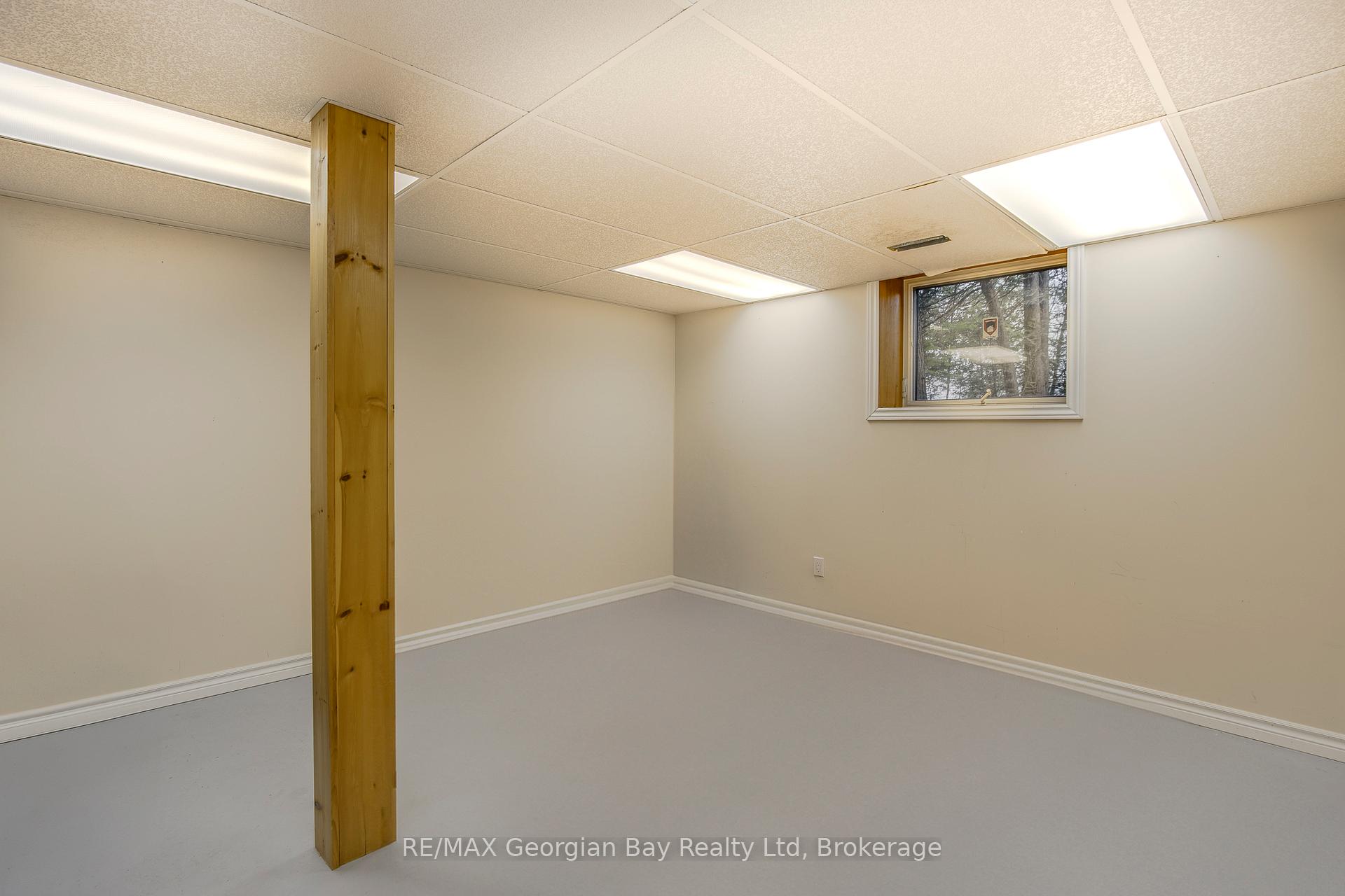 Photo 22 of 25 Couchiching Crescent, Tiny, Rural Tiny — HOMEH