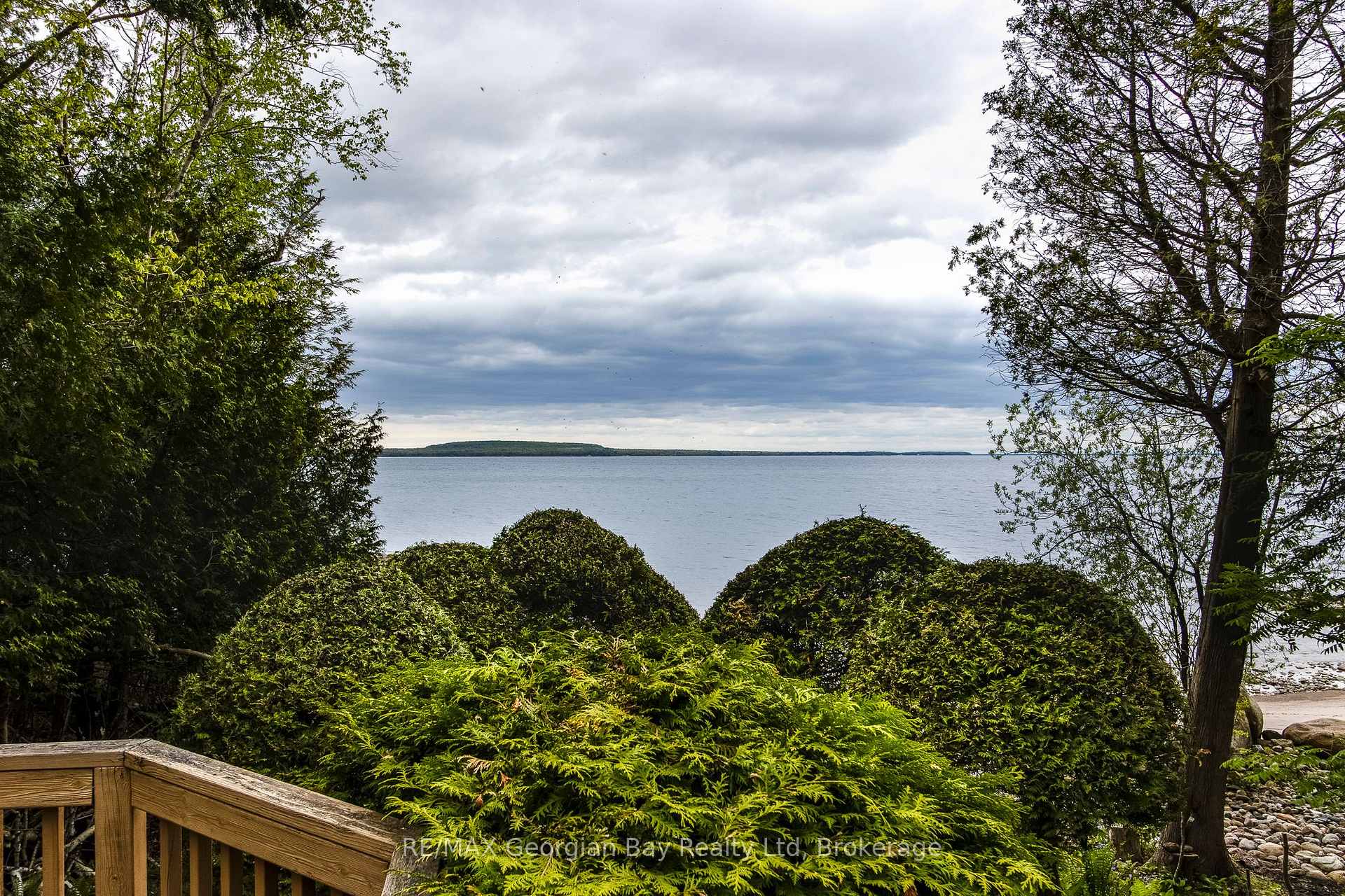 Photo 26 of 25 Couchiching Crescent, Tiny, Rural Tiny — HOMEH