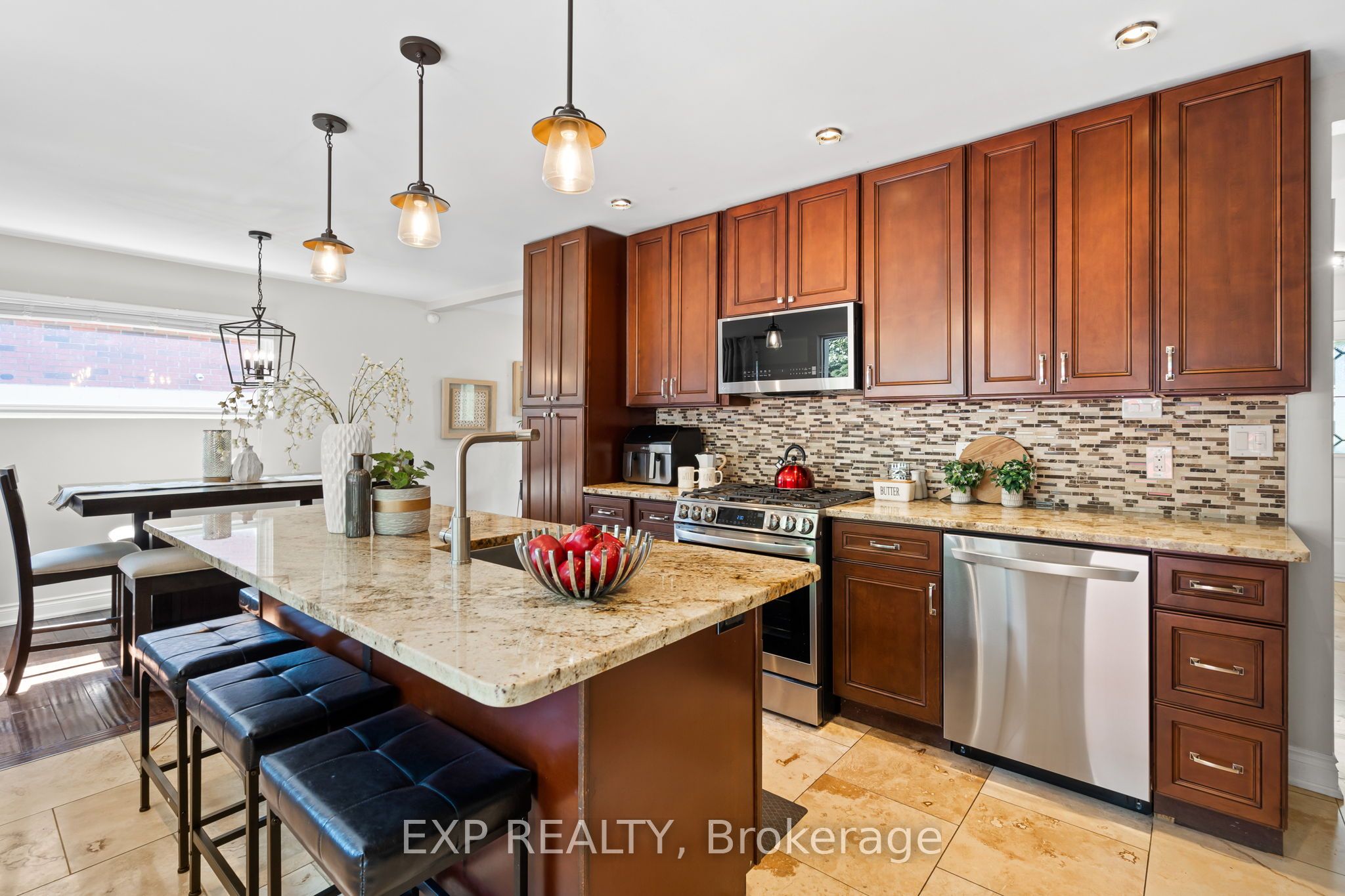 Photo 51 of 17 Battlefield Drive, Hamilton, Stoney Creek — HOMEH