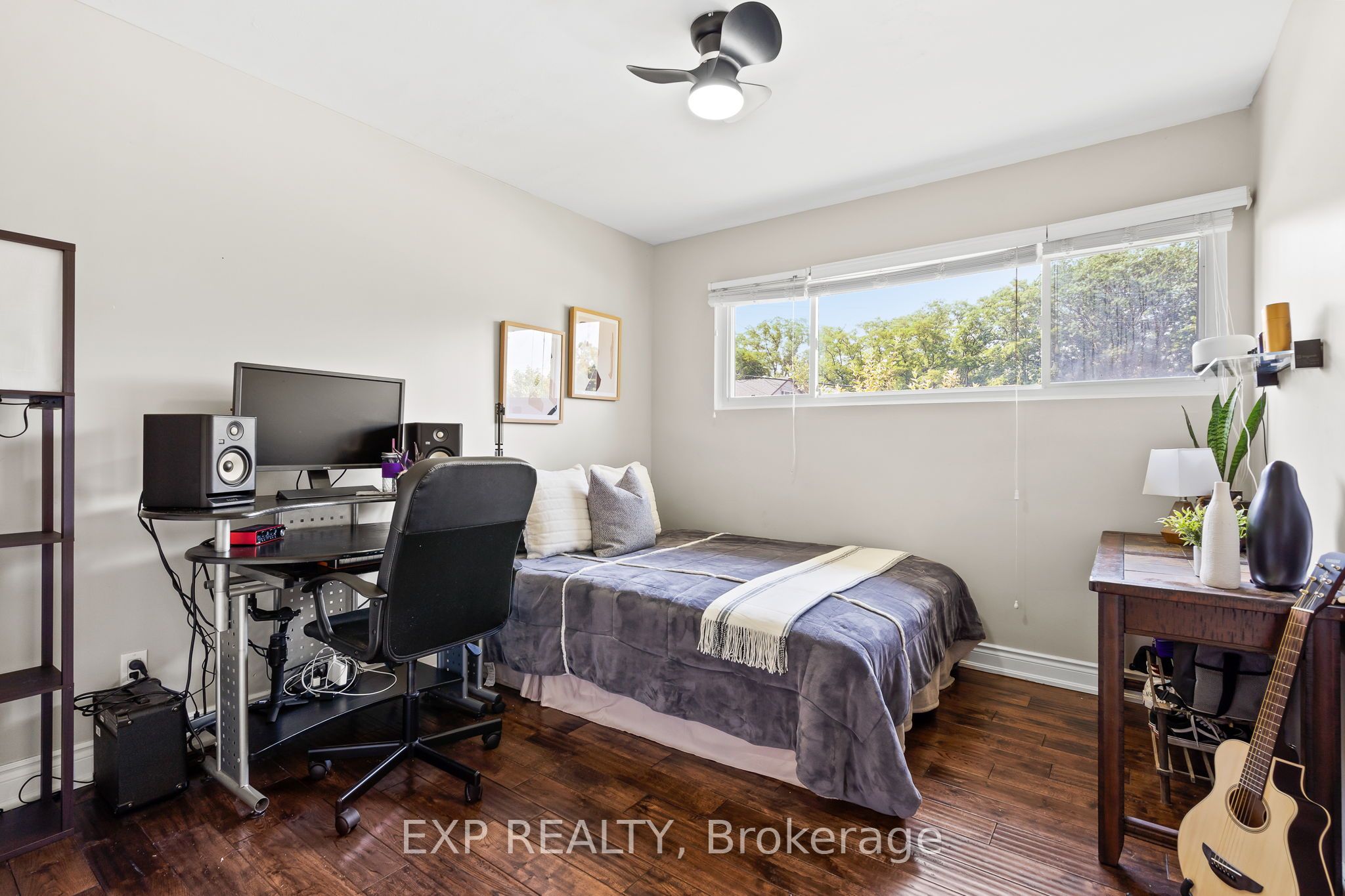 Photo 54 of 17 Battlefield Drive, Hamilton, Stoney Creek — HOMEH