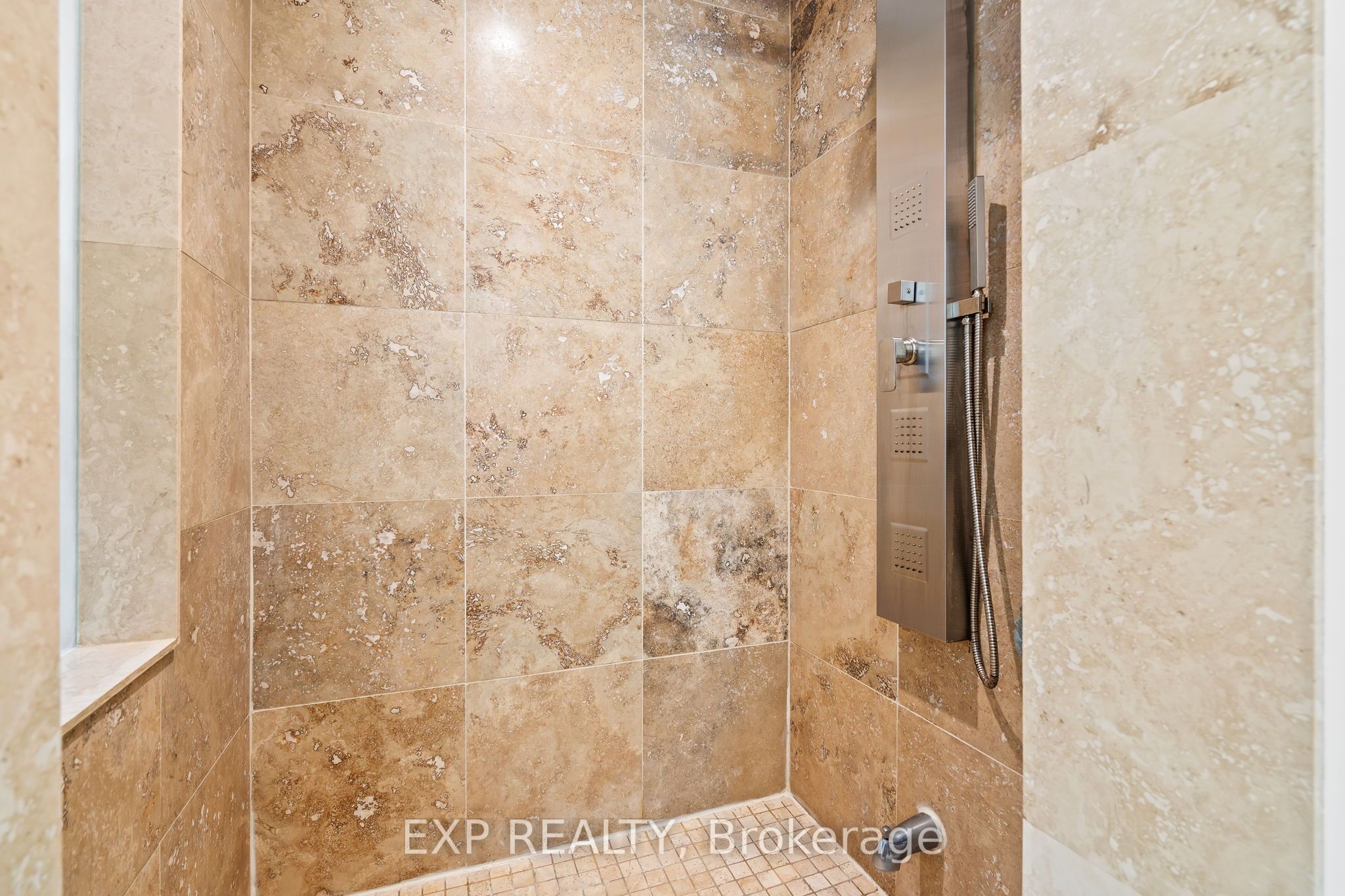 Photo 56 of 17 Battlefield Drive, Hamilton, Stoney Creek — HOMEH