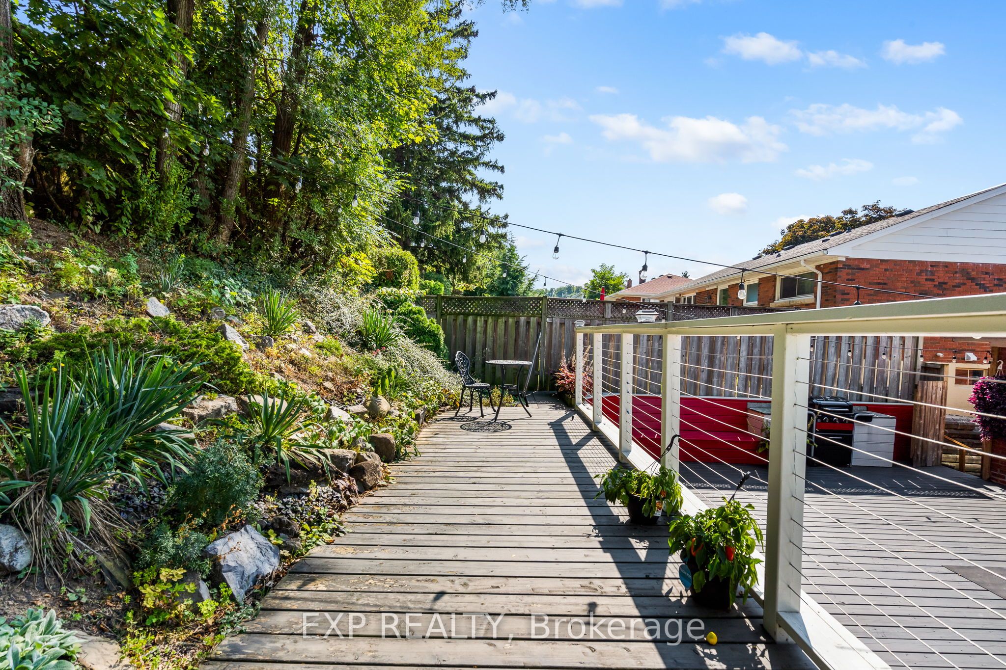 Photo 75 of 17 Battlefield Drive, Hamilton, Stoney Creek — HOMEH