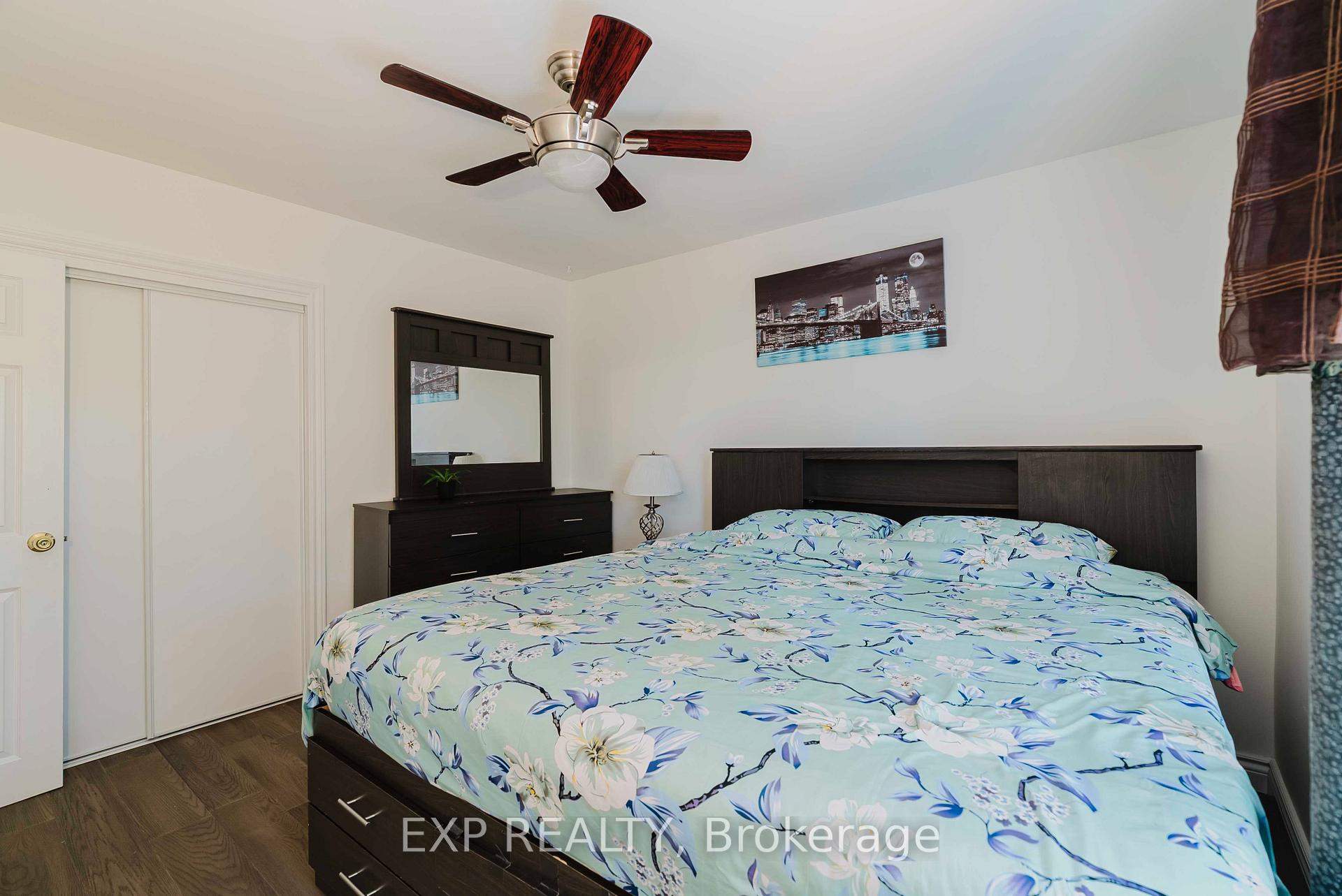 Photo 22 of 30 Ronway Crescent, Scarborough, Woburn — HOMEH