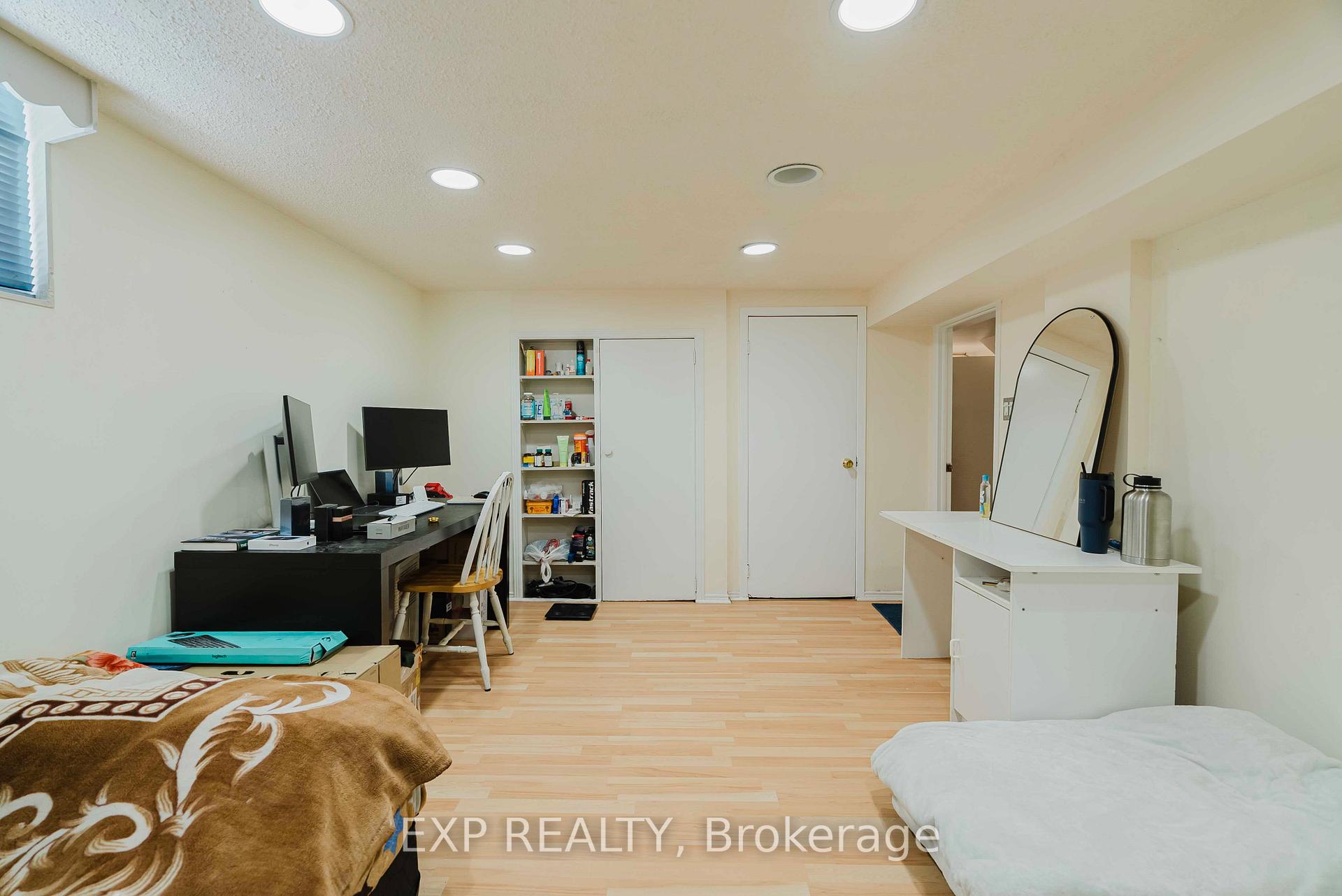 Photo 37 of 30 Ronway Crescent, Scarborough, Woburn — HOMEH