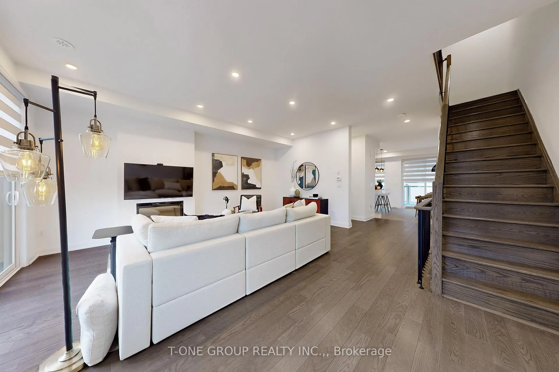 Photo 4 of 5 Eelam Lane, Markham, Wismer — HOMEH