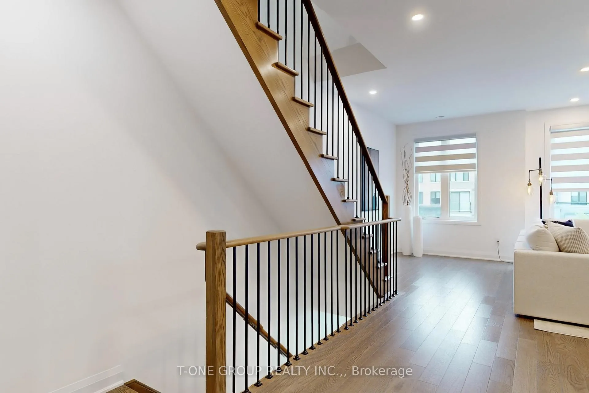 Photo 31 of 5 Eelam Lane, Markham, Wismer — HOMEH