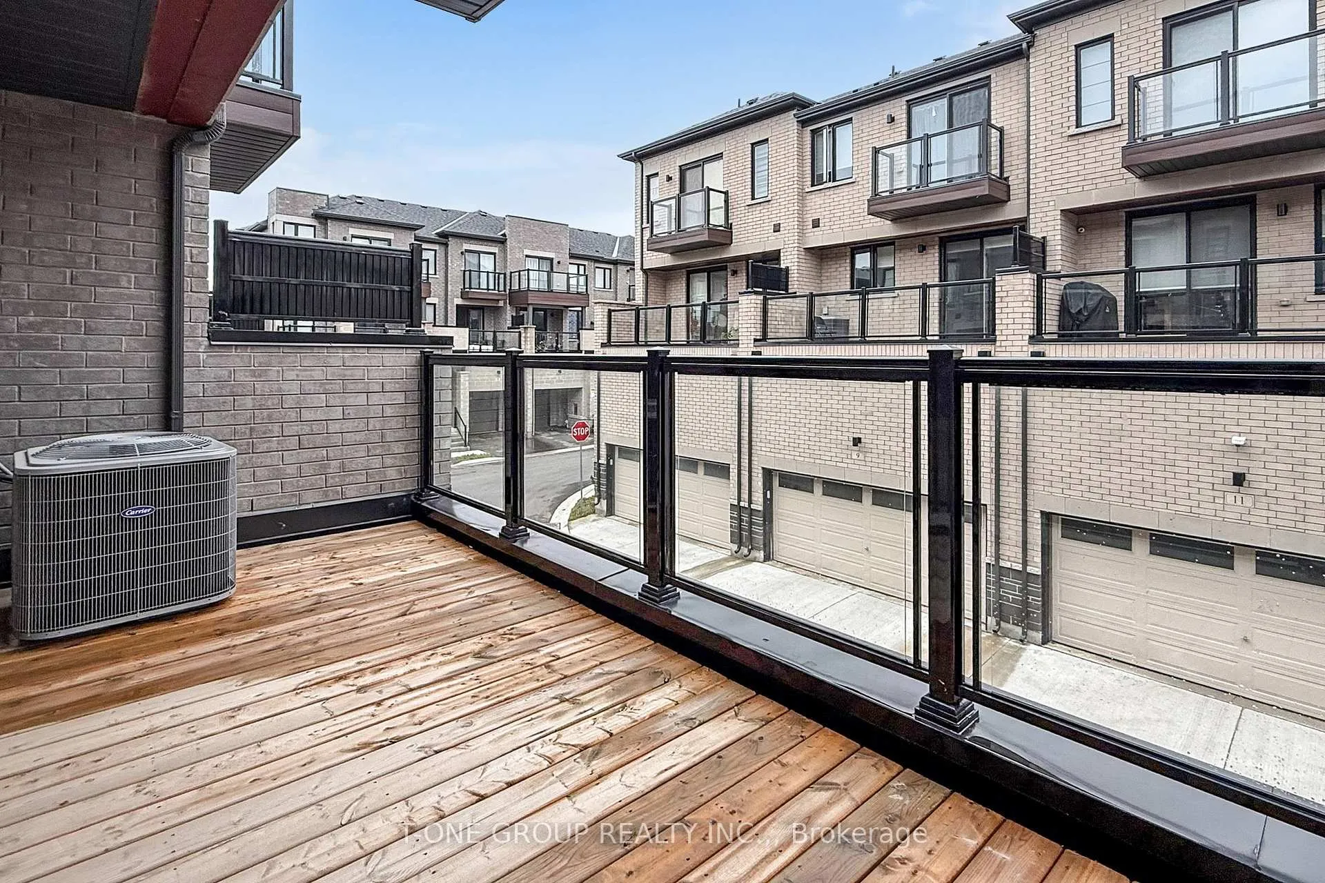 Photo 40 of 5 Eelam Lane, Markham, Wismer — HOMEH