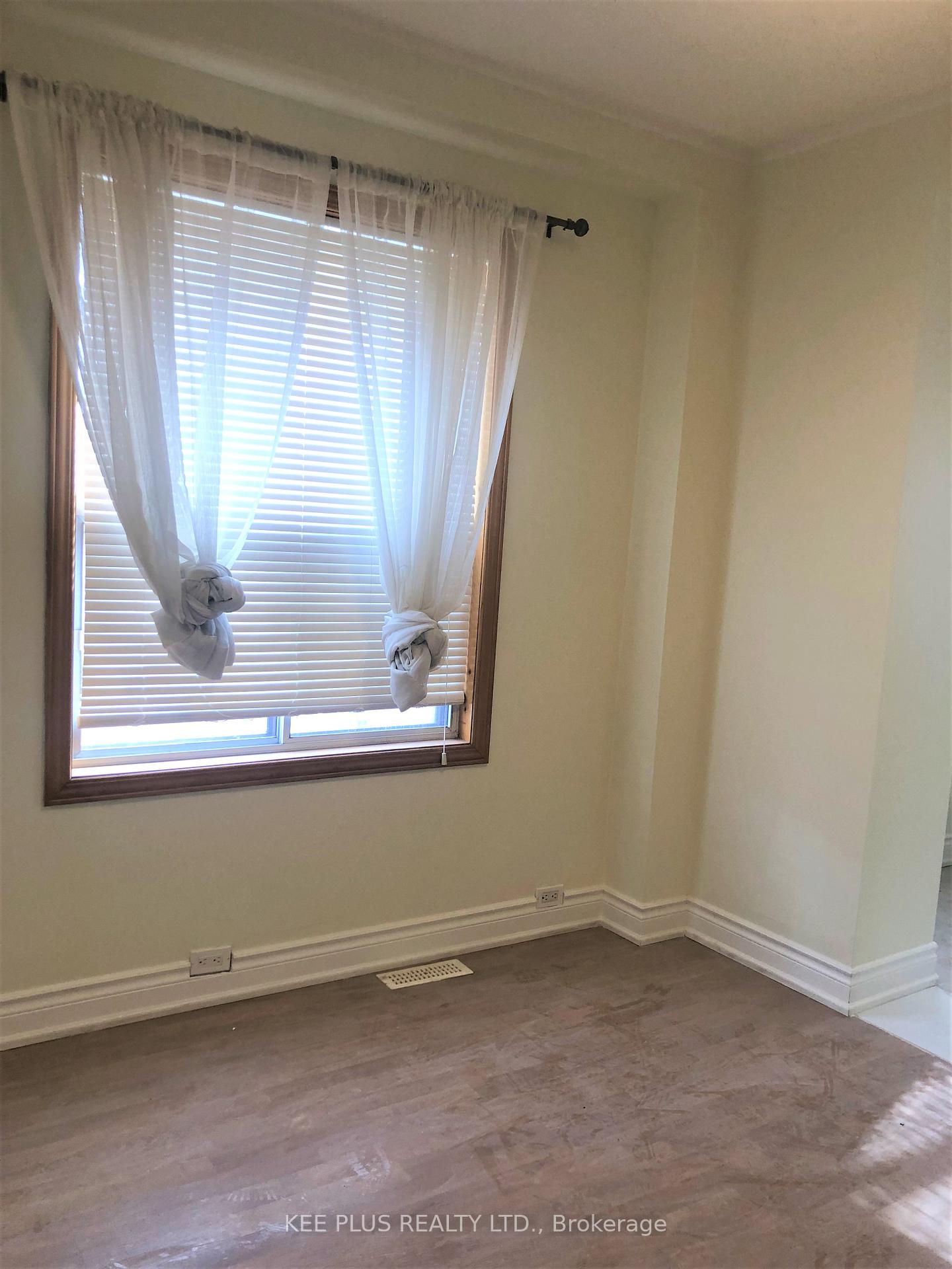 Photo 10 of Unit 1st FL, 139 Jones Avenue, Toronto, South Riverdale — HOMEH