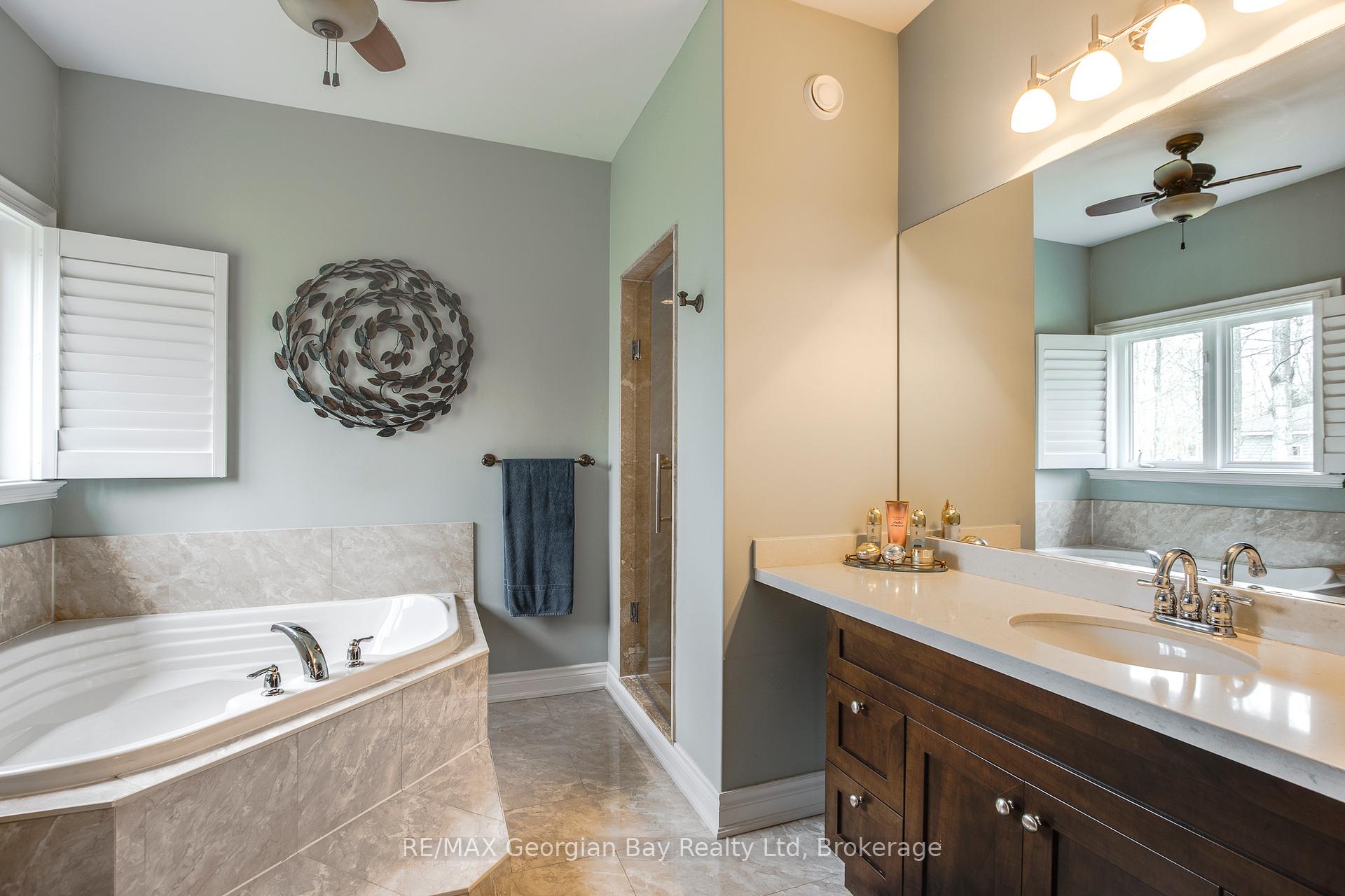 Photo 18 of 1 Beau Rivage Avenue, Tiny, Rural Tiny — HOMEH