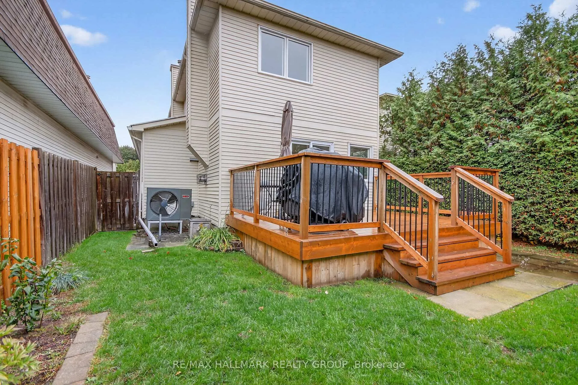 Photo 25 of 32 Pheasant Run Drive, Ottawa, Barrhaven - Pheasant Run — HOMEH