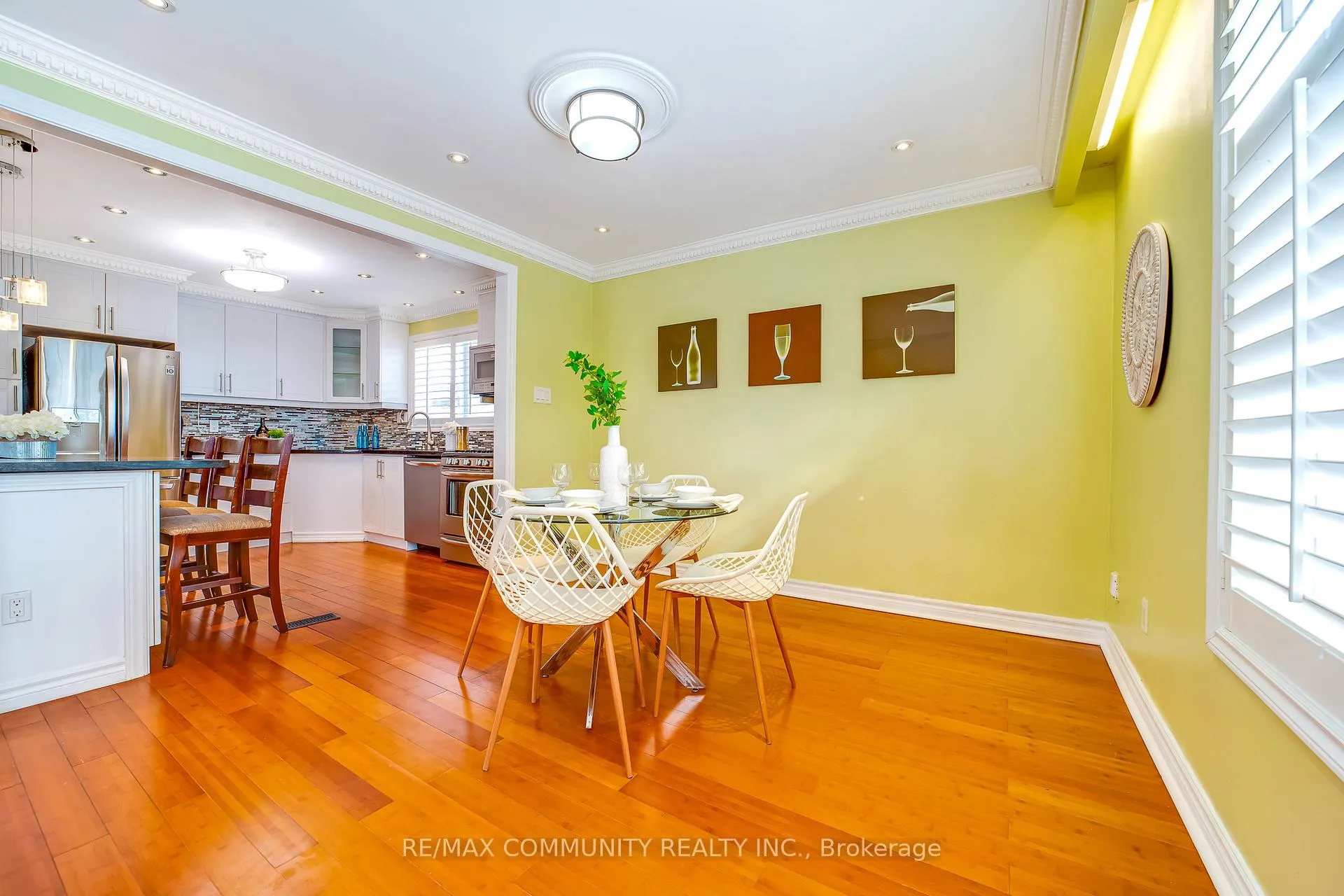 Photo 11 of 24 Hurley Crescent, Scarborough, Bendale — HOMEH