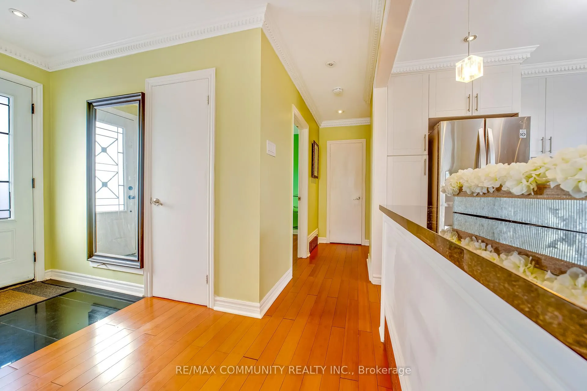 Photo 16 of 24 Hurley Crescent, Scarborough, Bendale — HOMEH
