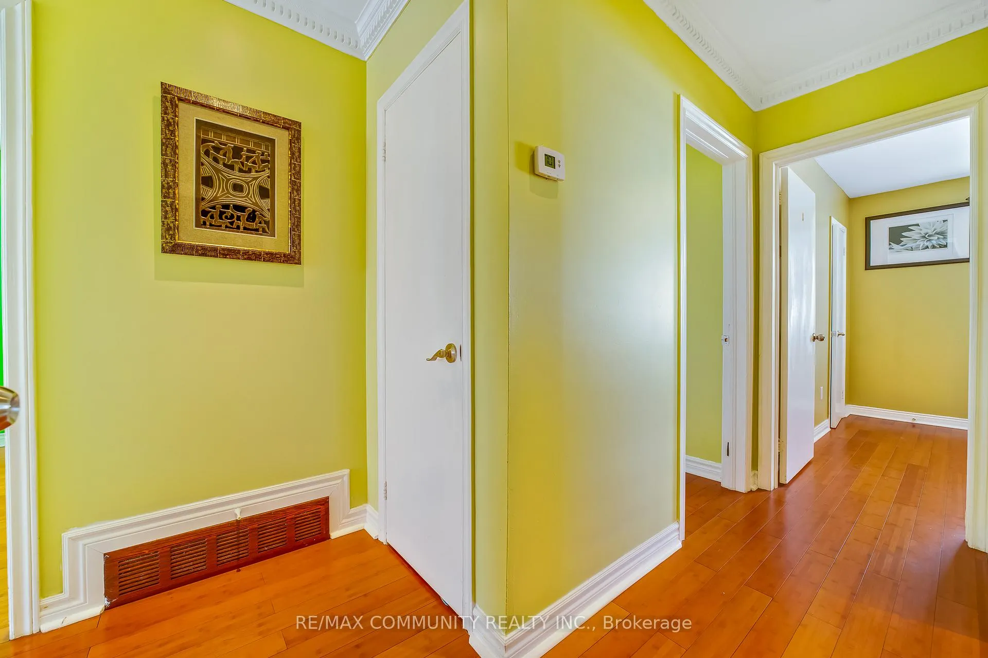 Photo 17 of 24 Hurley Crescent, Scarborough, Bendale — HOMEH