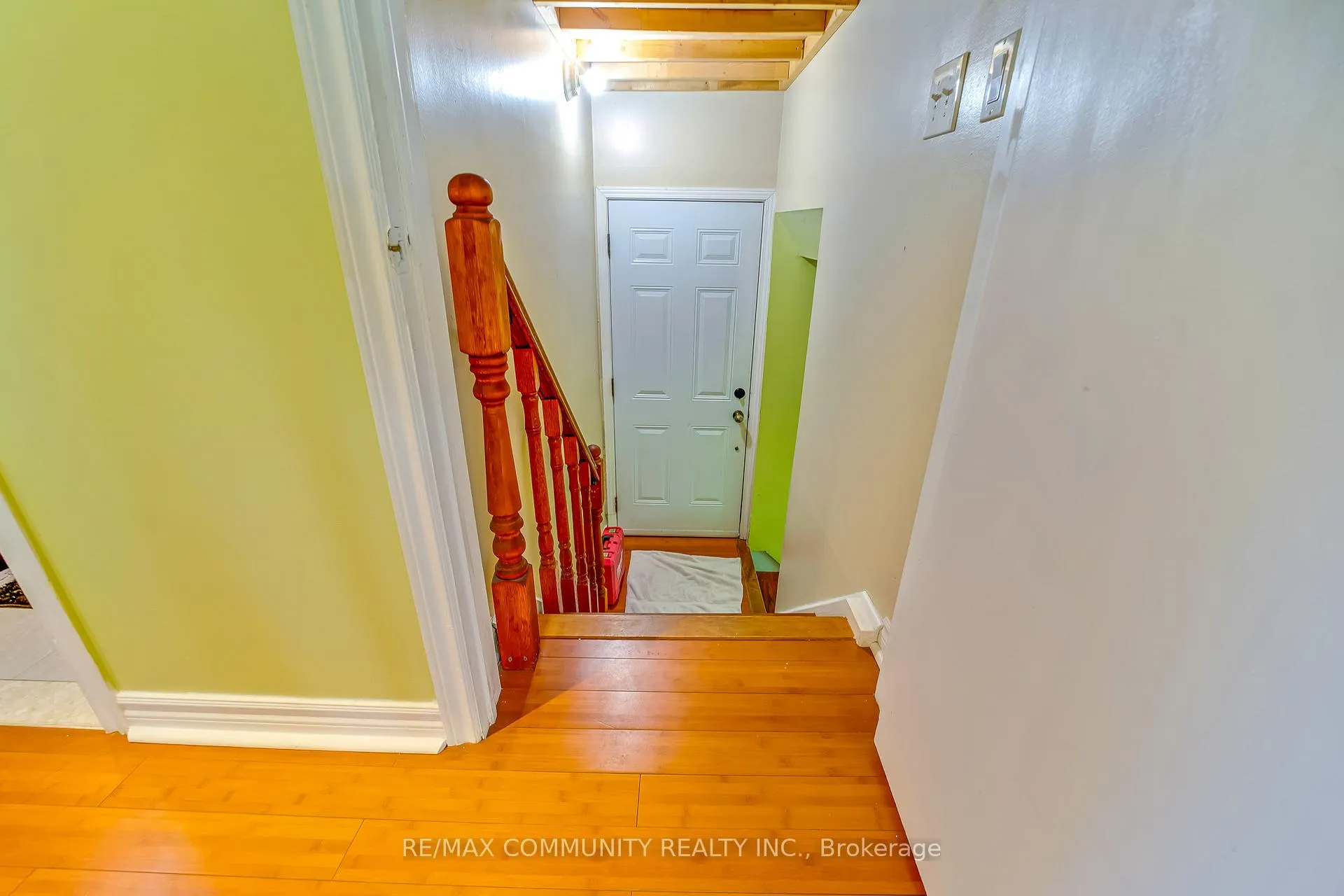 Photo 25 of 24 Hurley Crescent, Scarborough, Bendale — HOMEH