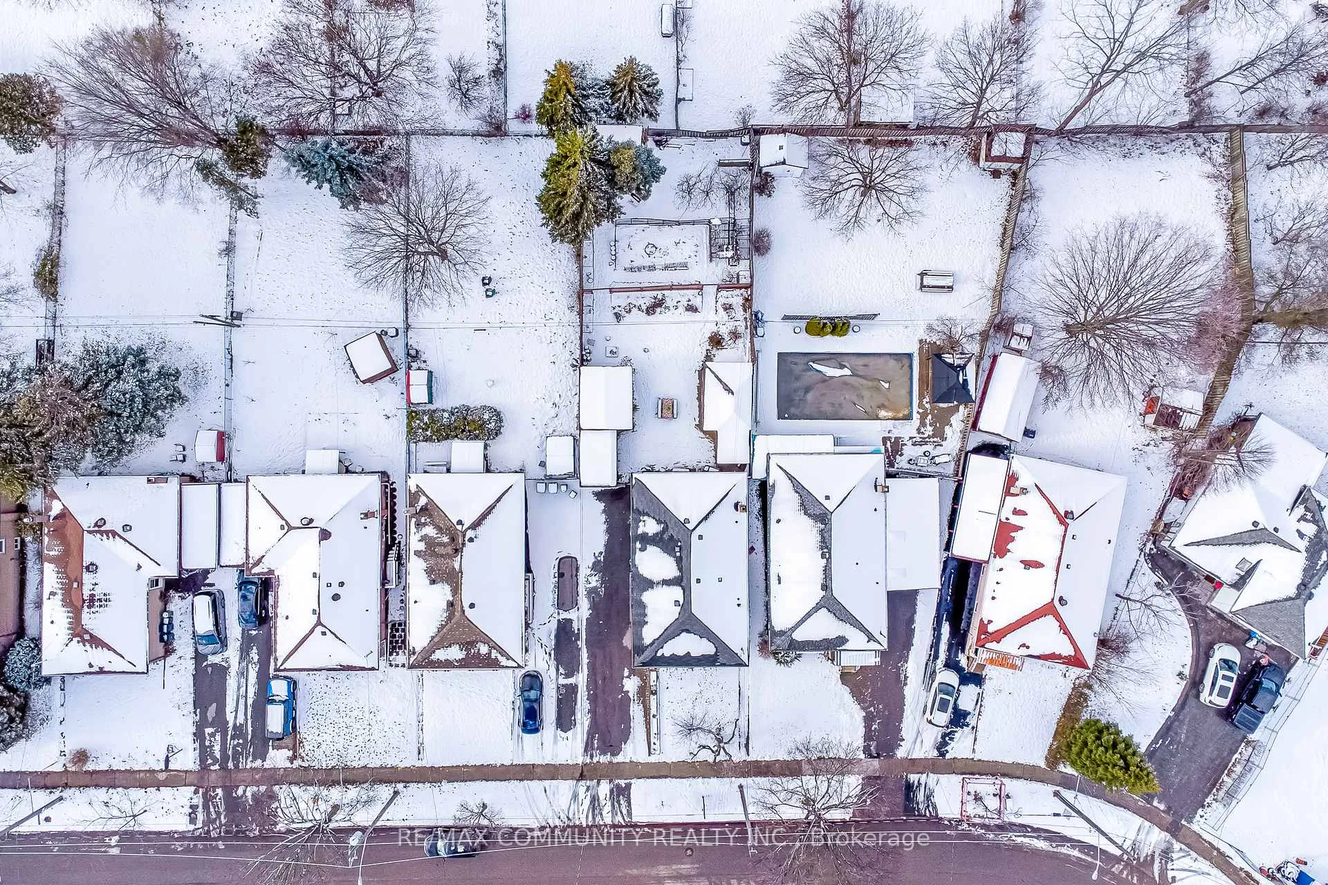 Photo 48 of 24 Hurley Crescent, Scarborough, Bendale — HOMEH