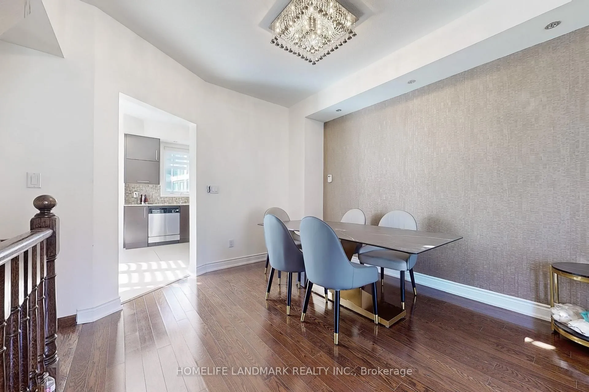 Photo 7 of 231 South Park Road, Markham, Commerce Valley — HOMEH