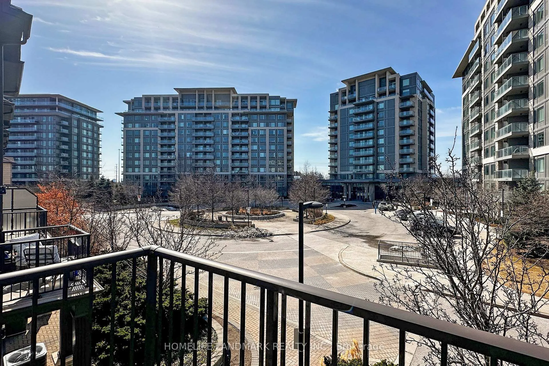 Photo 41 of 231 South Park Road, Markham, Commerce Valley — HOMEH