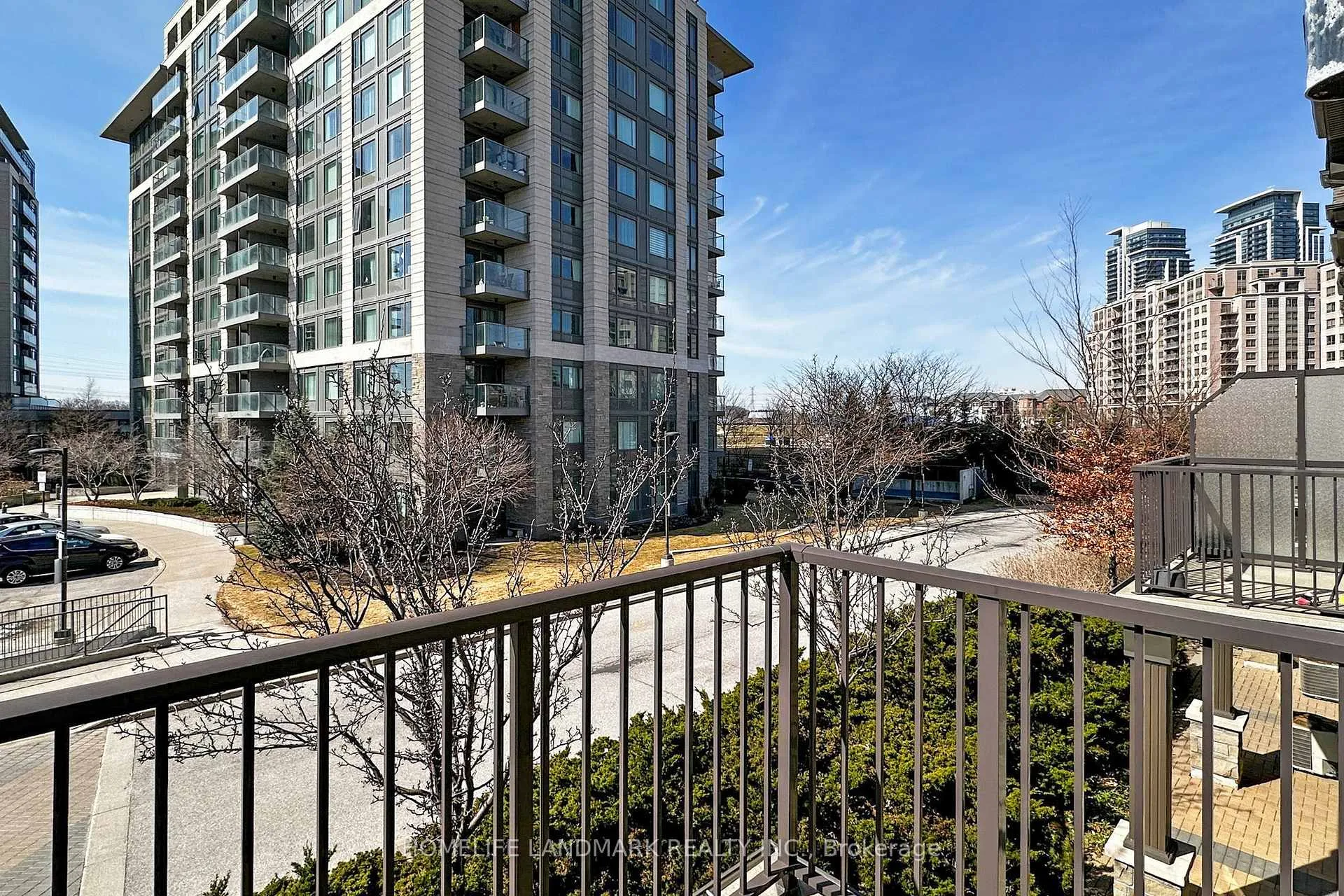 Photo 42 of 231 South Park Road, Markham, Commerce Valley — HOMEH