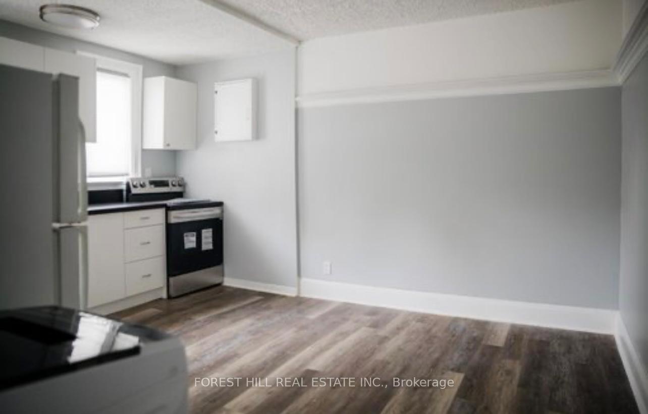 Photo 4 of Unit 2, 411 Spadina Road, Toronto, Forest Hill South — HOMEH