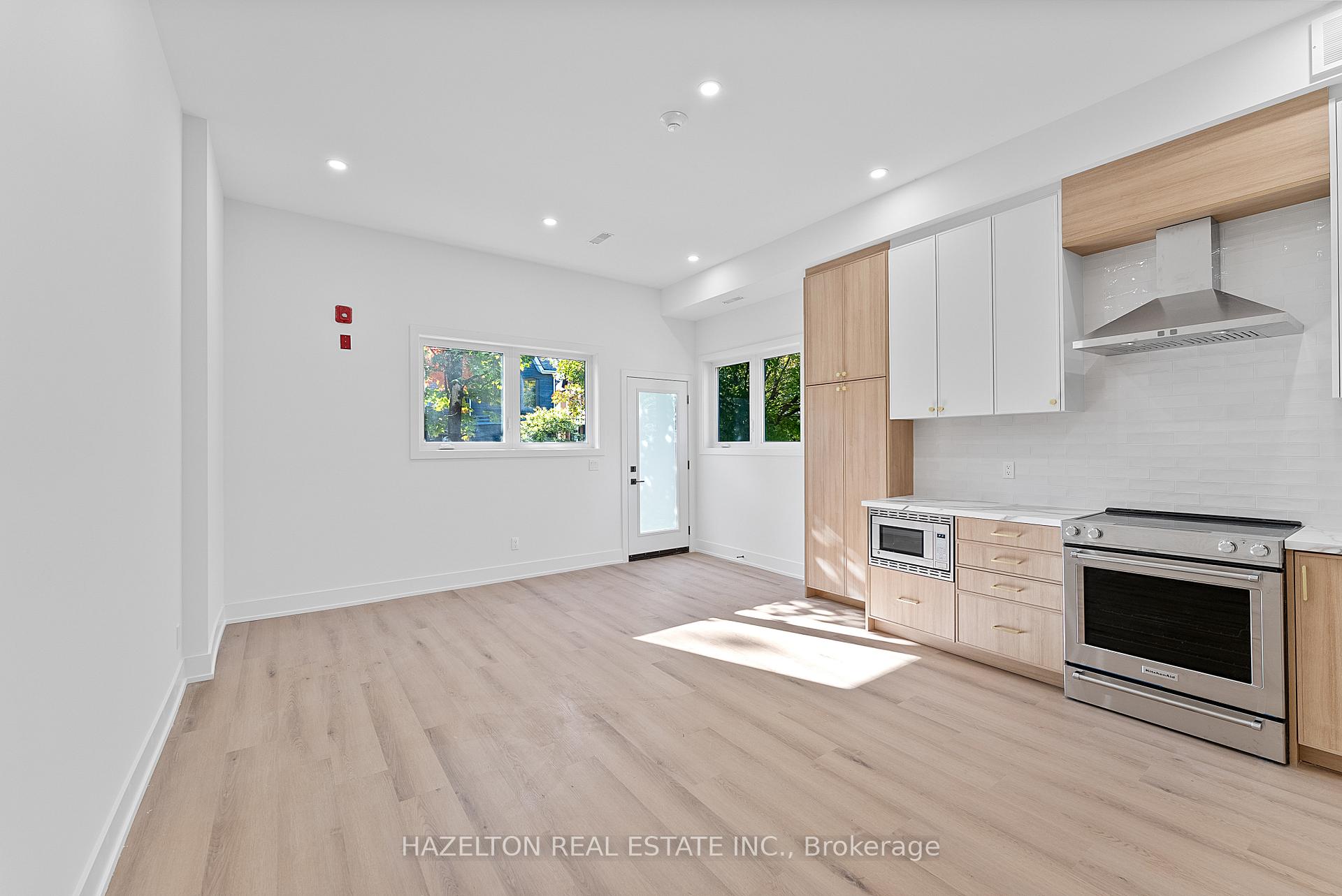 Photo 4 of Unit 2, 127 Northcote Avenue, Toronto, Little Portugal — HOMEH