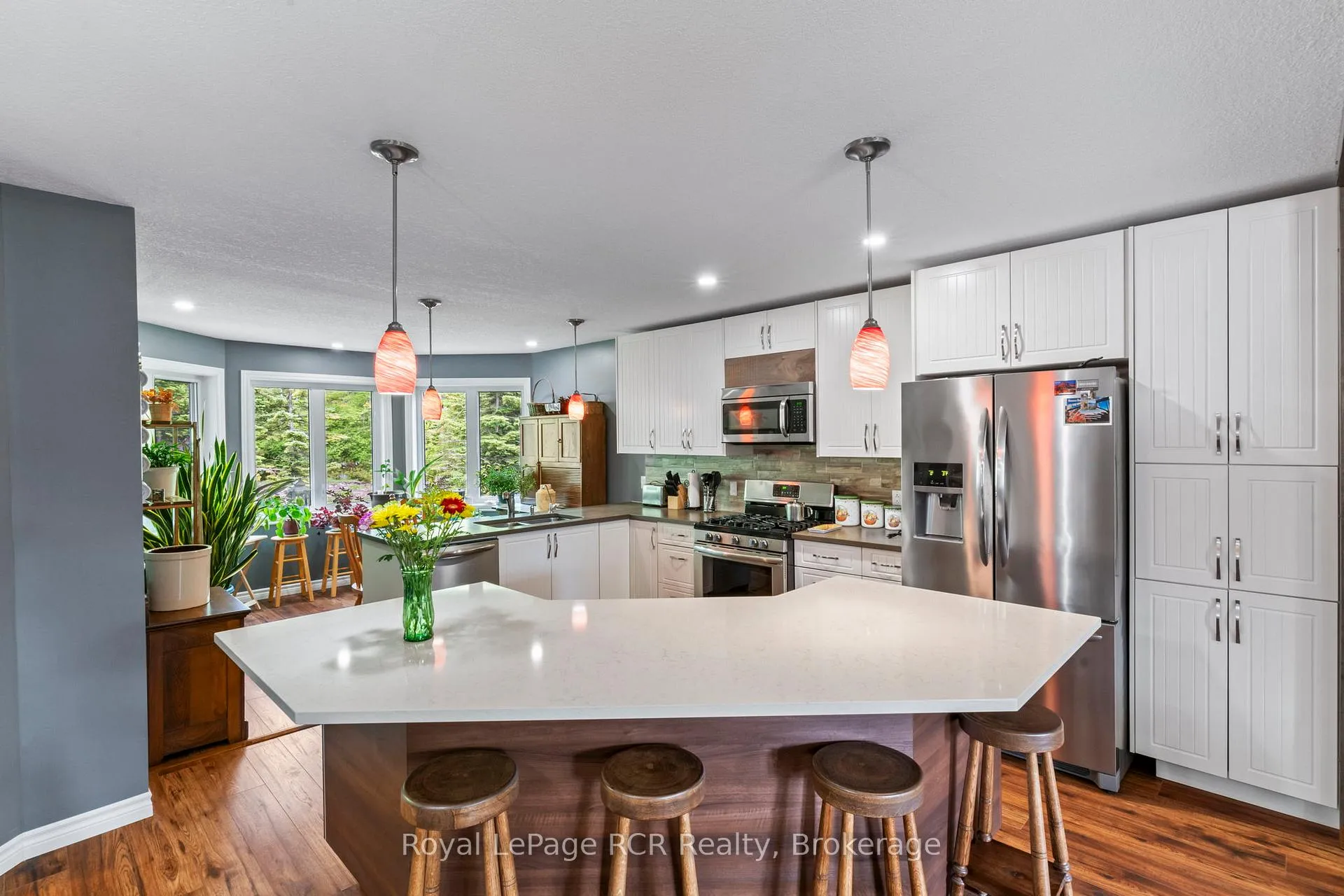 Photo 18 of 615 Cayuga Crescent, Huron-Kinloss — HOMEH