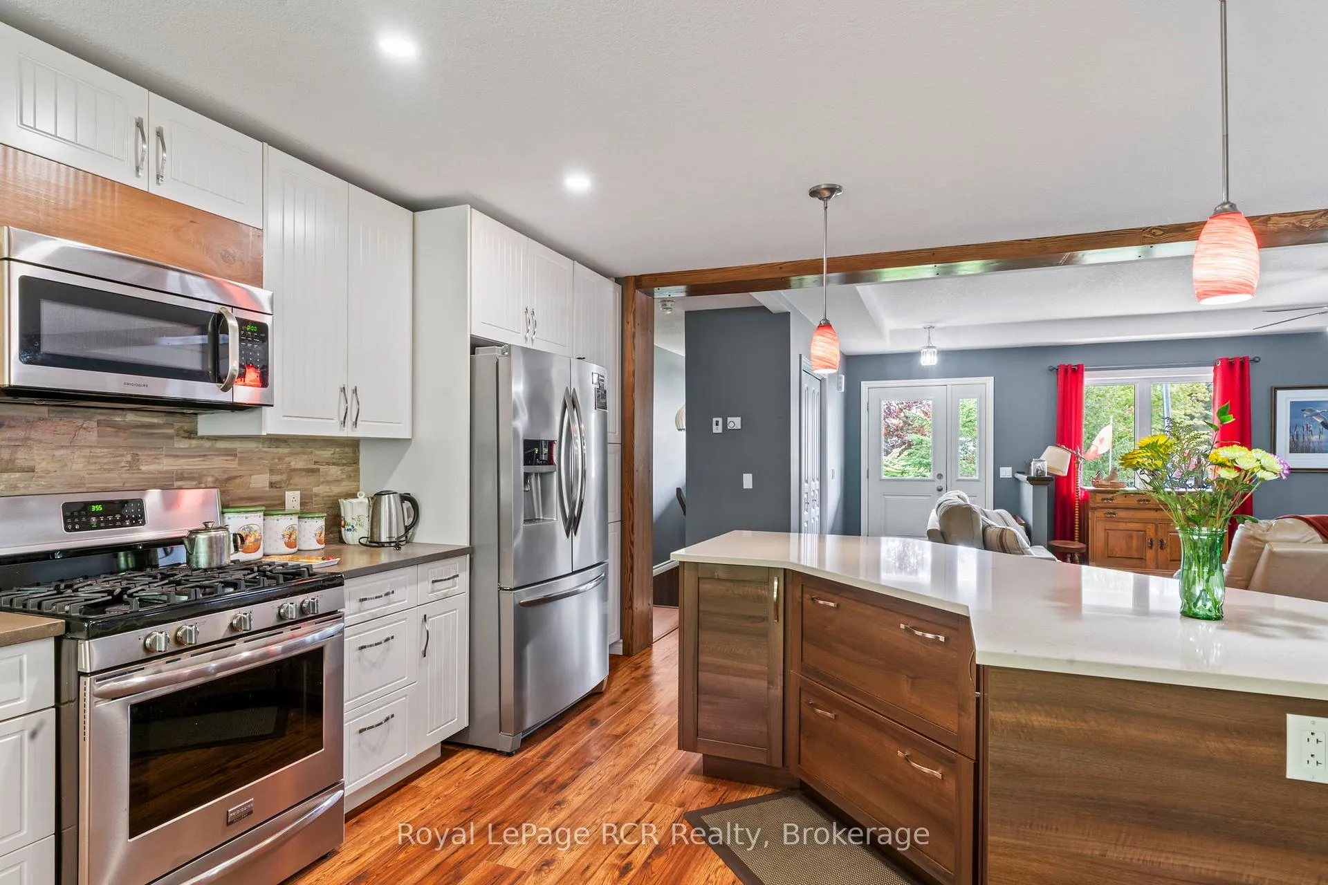 Photo 19 of 615 Cayuga Crescent, Huron-Kinloss — HOMEH