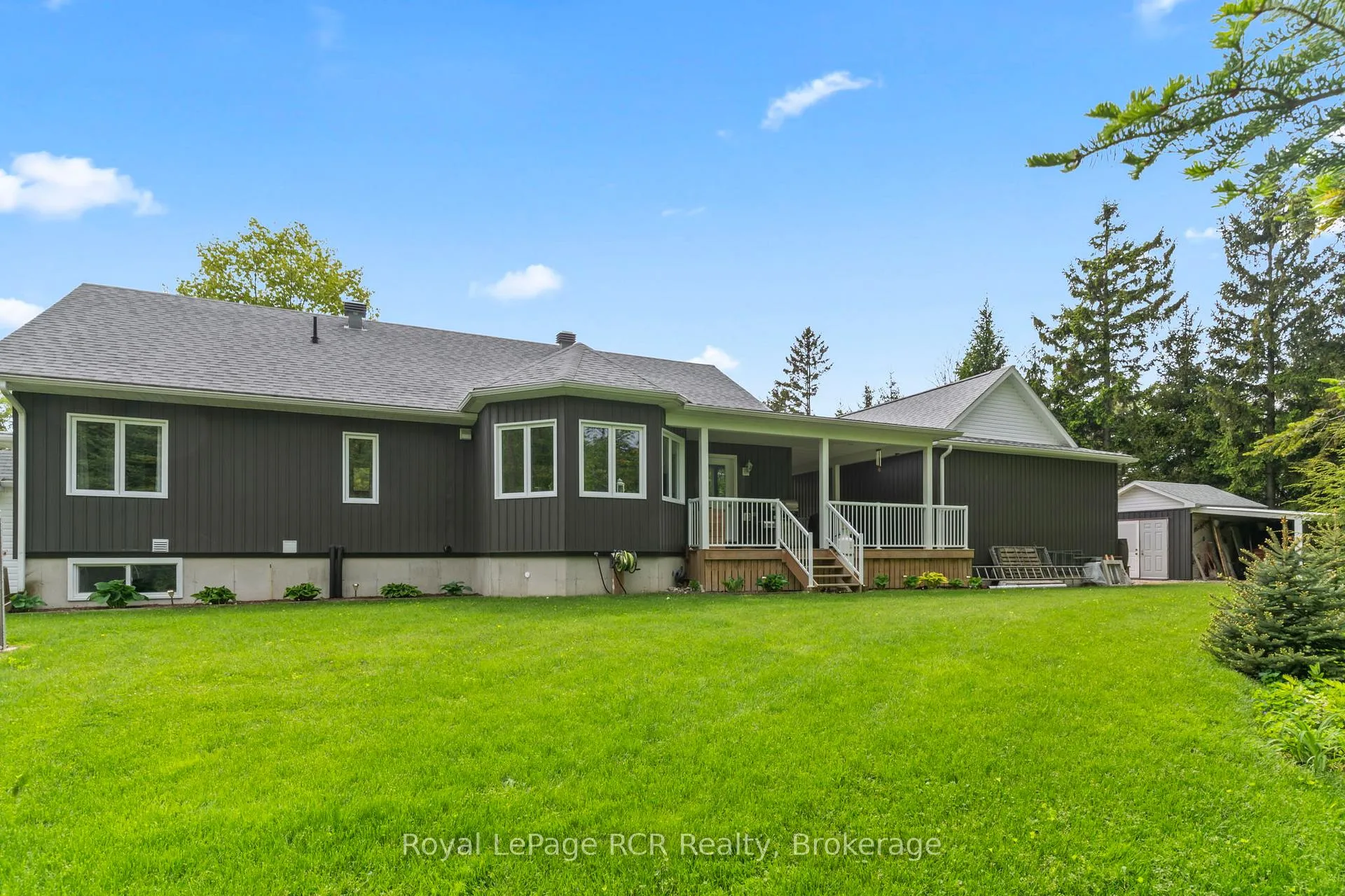 Photo 37 of 615 Cayuga Crescent, Huron-Kinloss — HOMEH