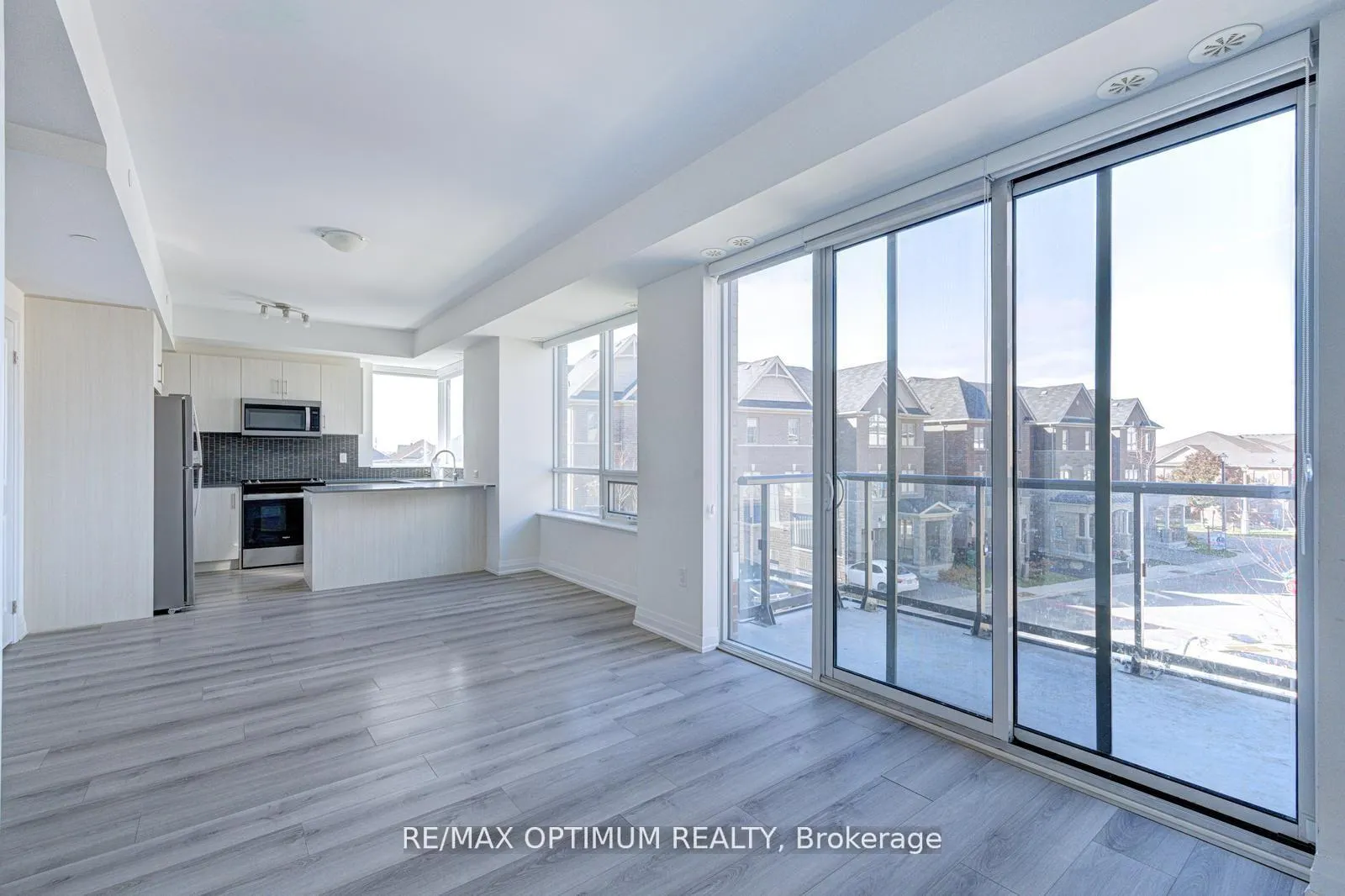 Photo 15 of Unit 339, 75 Attmar Drive, Brampton, Bram East — HOMEH