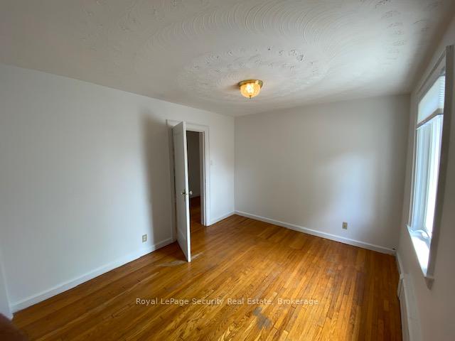 Photo 11 of 27 Sylvan Avenue, Toronto, Dufferin Grove — HOMEH
