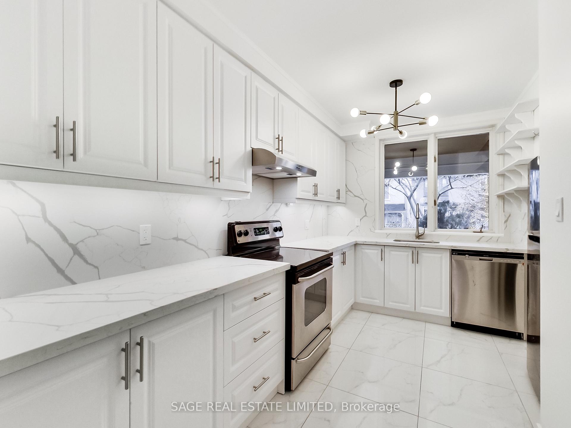 Photo 4 of 10 Olive Avenue, Toronto, The Annex — HOMEH
