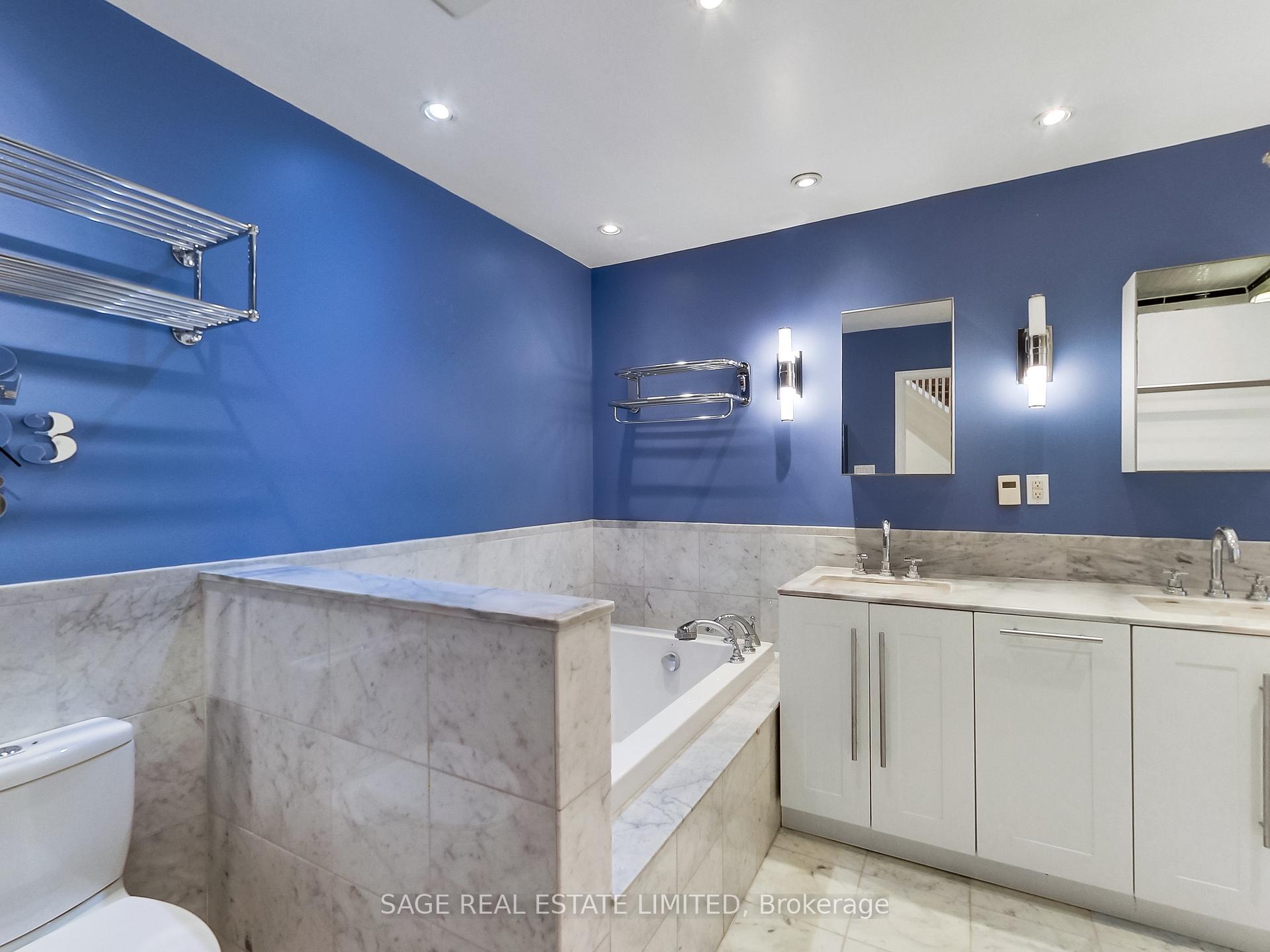 Photo 15 of 10 Olive Avenue, Toronto, The Annex — HOMEH