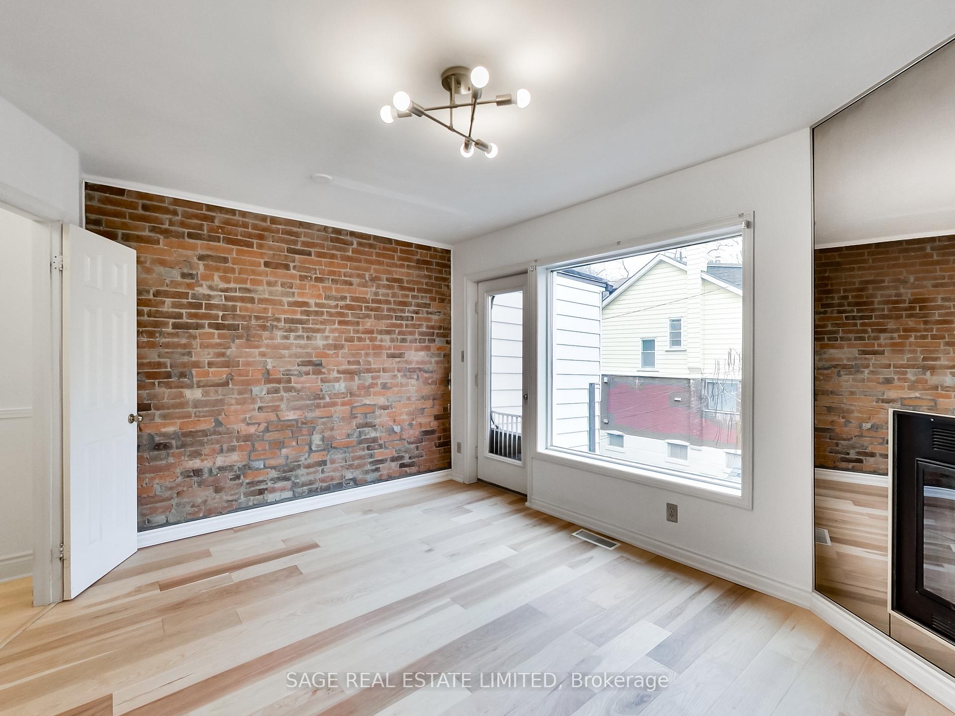 Photo 18 of 10 Olive Avenue, Toronto, The Annex — HOMEH