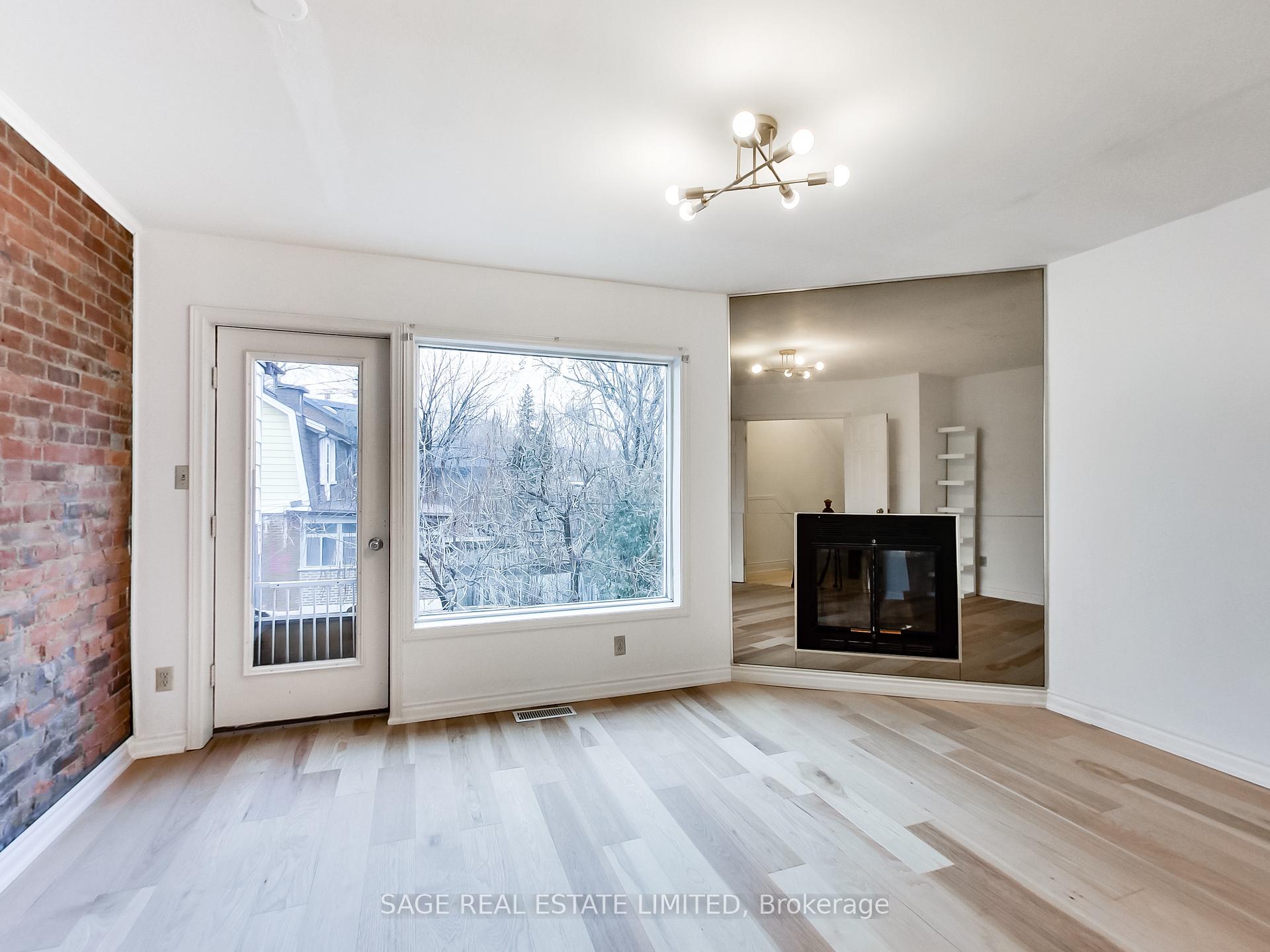 Photo 19 of 10 Olive Avenue, Toronto, The Annex — HOMEH