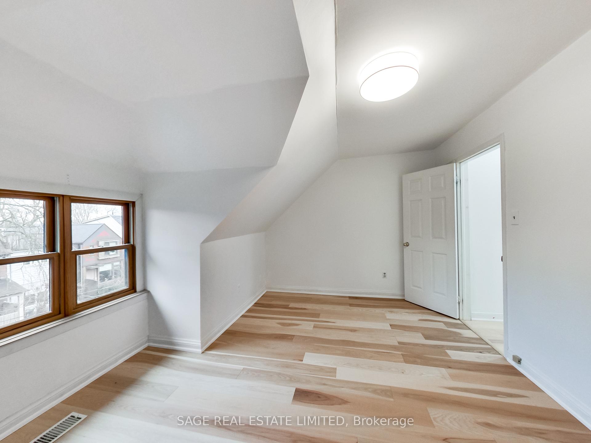 Photo 25 of 10 Olive Avenue, Toronto, The Annex — HOMEH